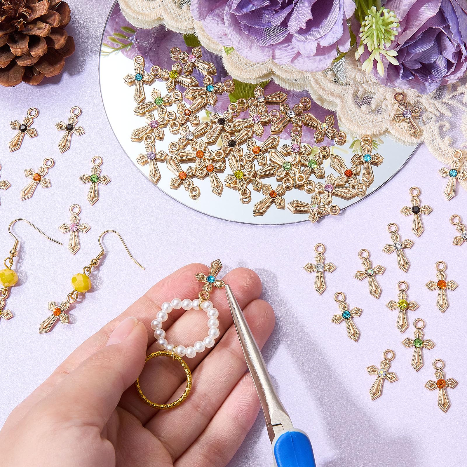 60 ciondoli a forma di croce dorata per bracciali, piccoli ciondoli con strass, in lega, ciondoli religiosi per collane, orecchini, accessori per gioielli