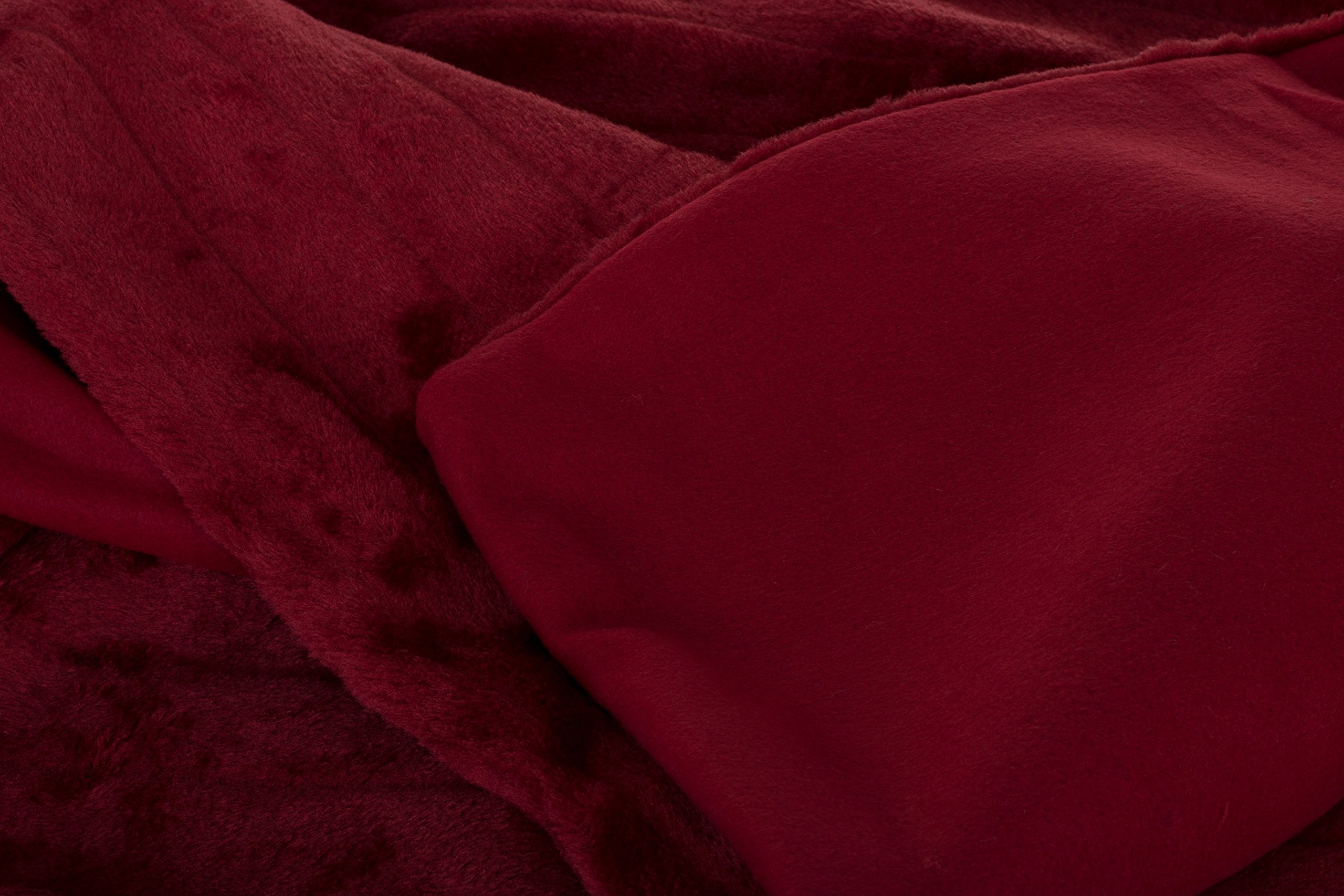 Brandsseller Couverture Douillette en Imitation Fourrure de Vison Plaid de Canapé Couvre-lit Chaud et Doux - 150 x 200 cm Rouge