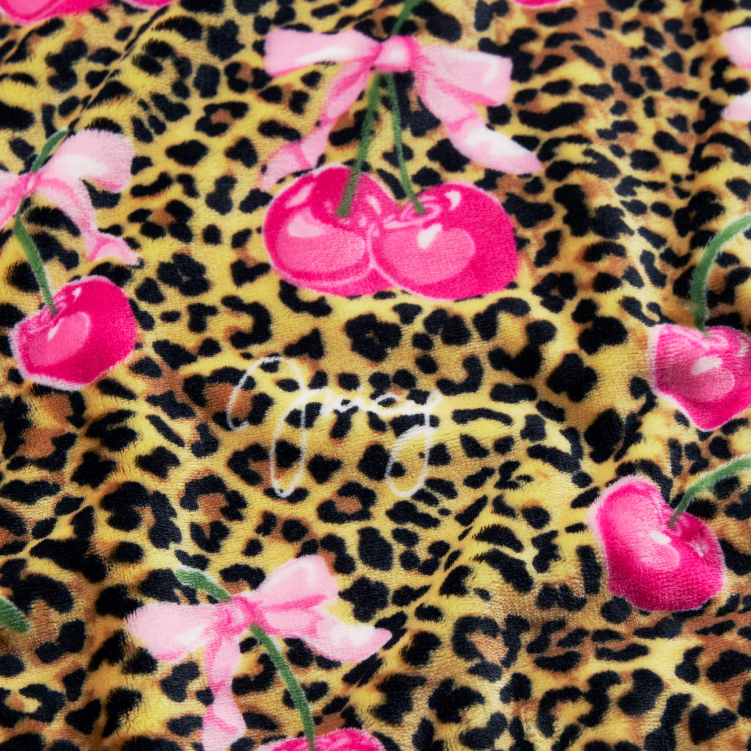 Juicy Couture Oversized Plush Throw Blanket 60" x 70", Wild Cherry Hot Pink - 5