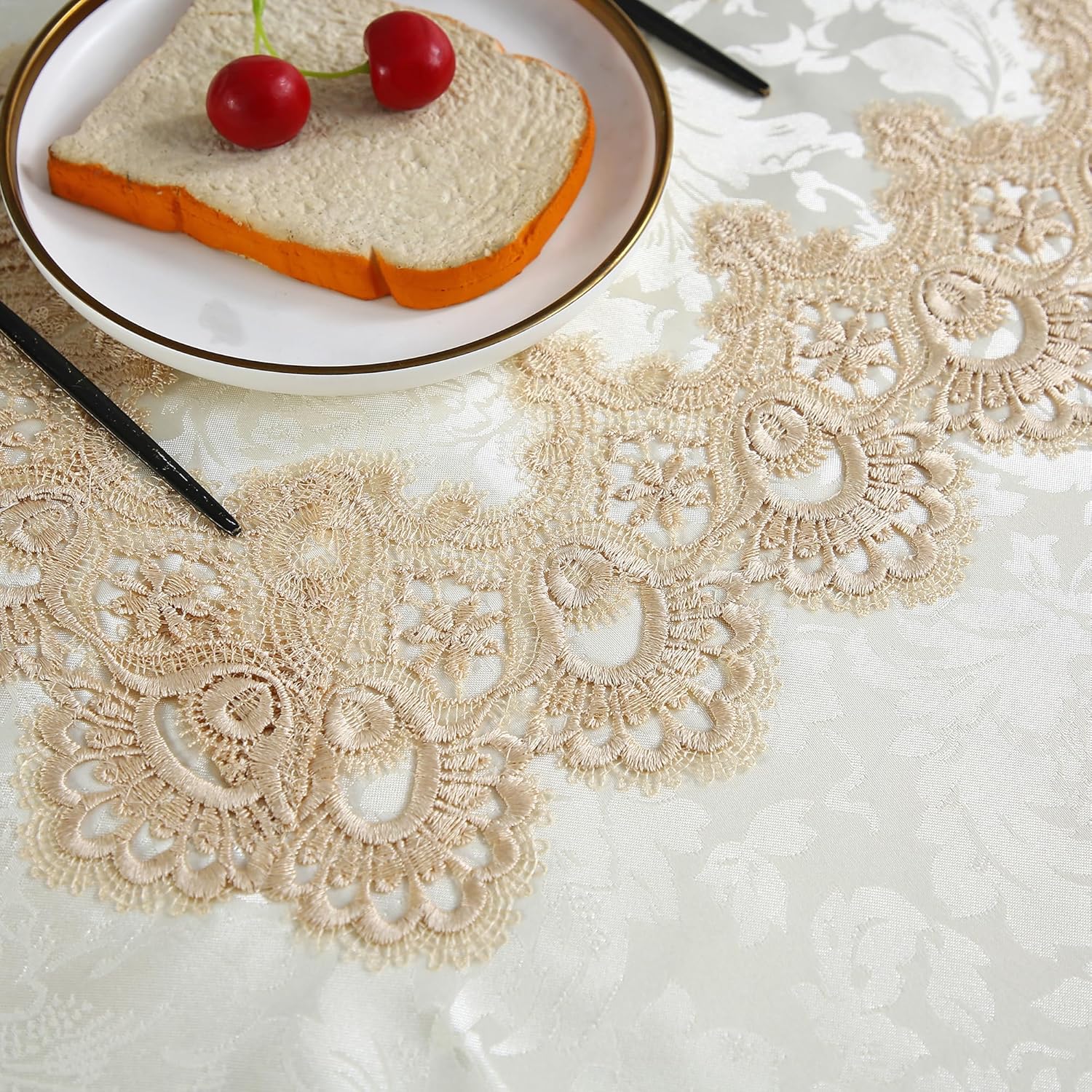 Fabric Tablecloth Farmhouse Lace Picnic Table Cove Spring Antique Flower Square Brown Outdoor Table Cloth Rustic Decor Macrame for Dining Kitchen Spring Summer Holiday Coffee Party Birthday