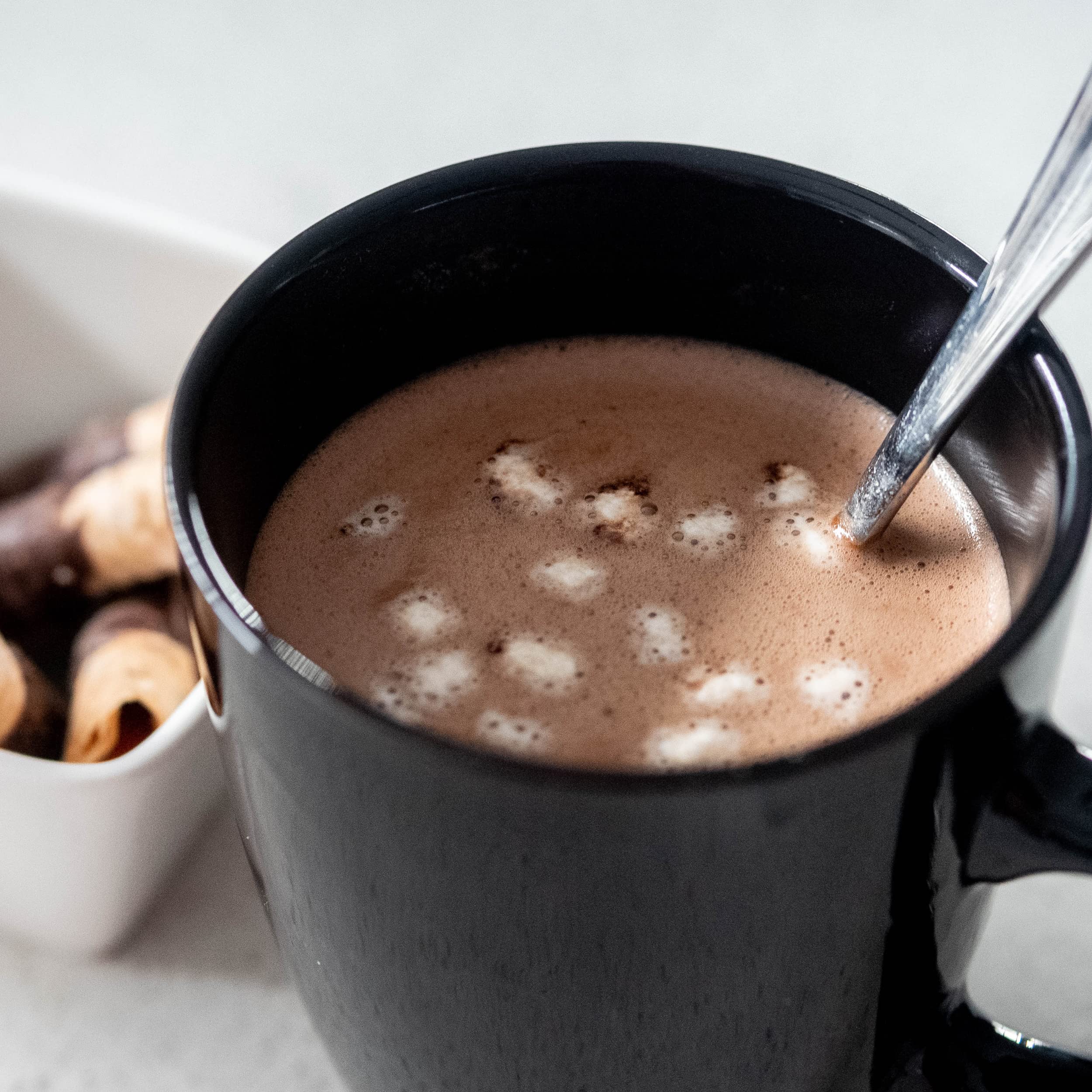 FSE HCD-5 Hot Chocolate Dispenser with 5 Liter Capacity and Adjustable Thermostat