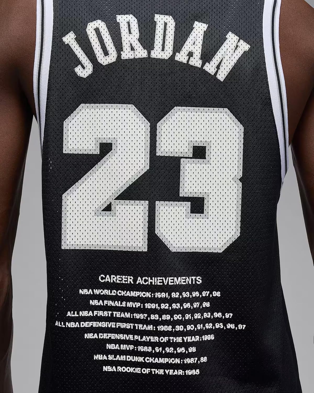 Essentials Jersey by Jordan