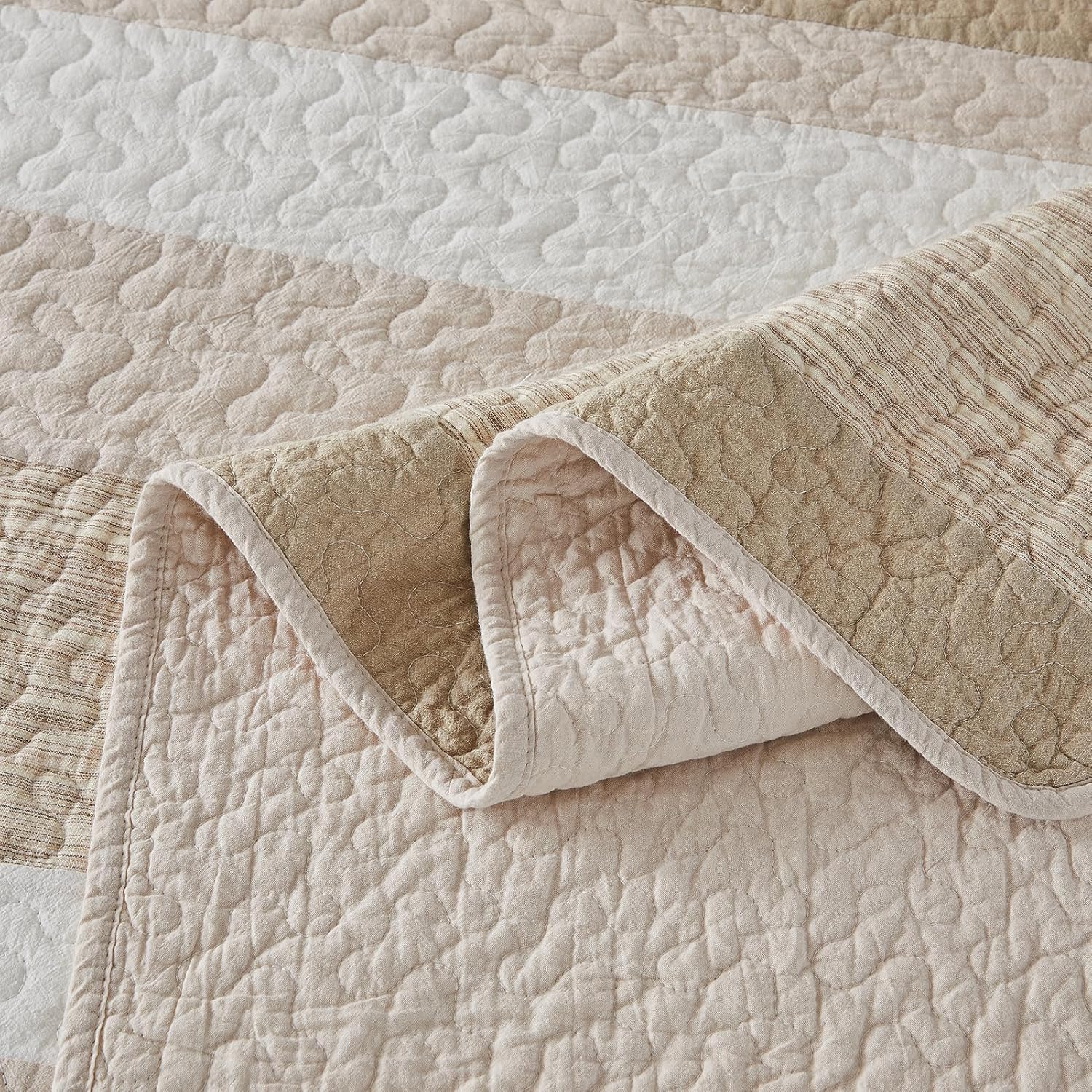 DDUOXIN Oversized King Bedspread - 120 W x120 L Extra Wide - Yarn Dyed 100% Cotton Stripe California Quilt with 2 Pillowcase, Reversible Soft Oversize Bedspreads Coverlet Bedding Set, Brown