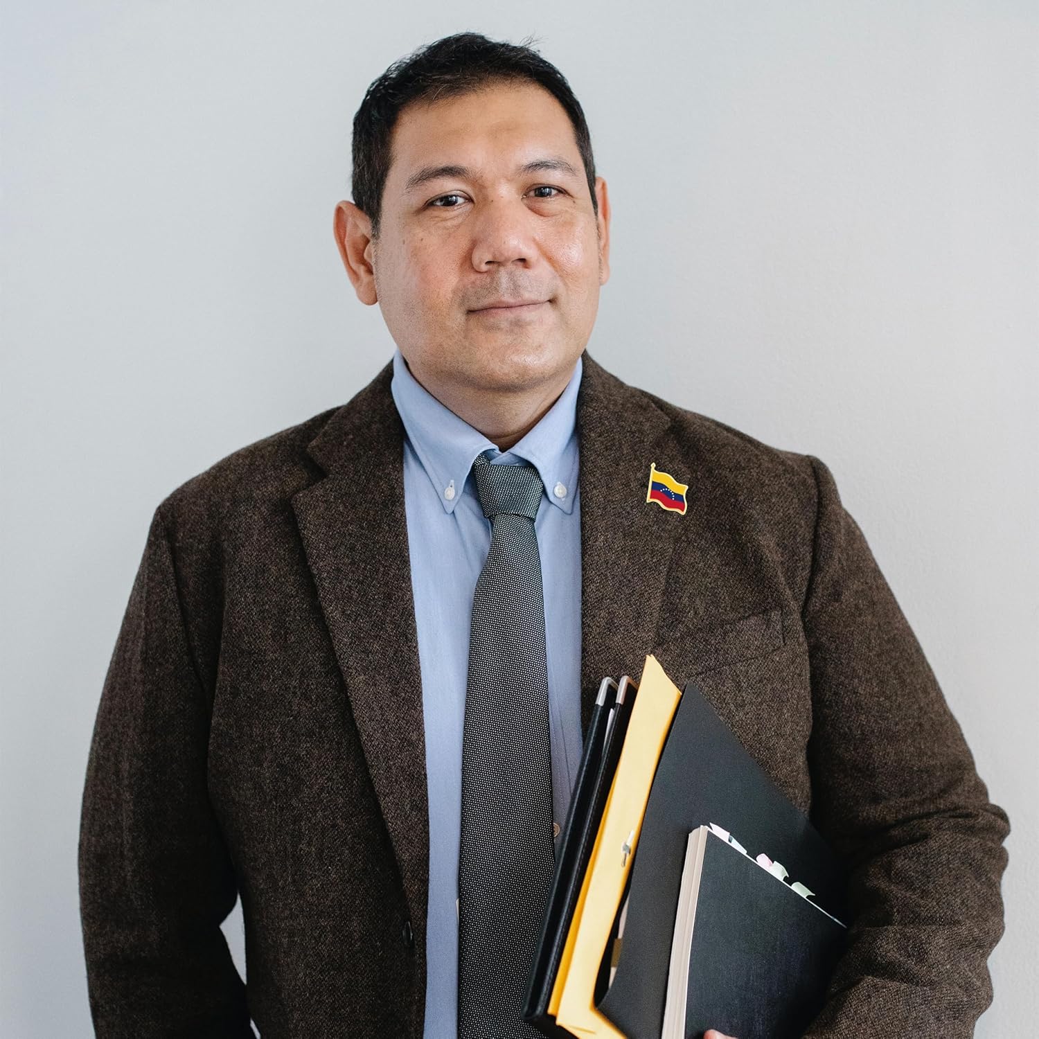 12/25/50PCS small Bolivarian Republic of Venezuela Flag lapel pin Venezuelan flag pins badge bulk - Image 7