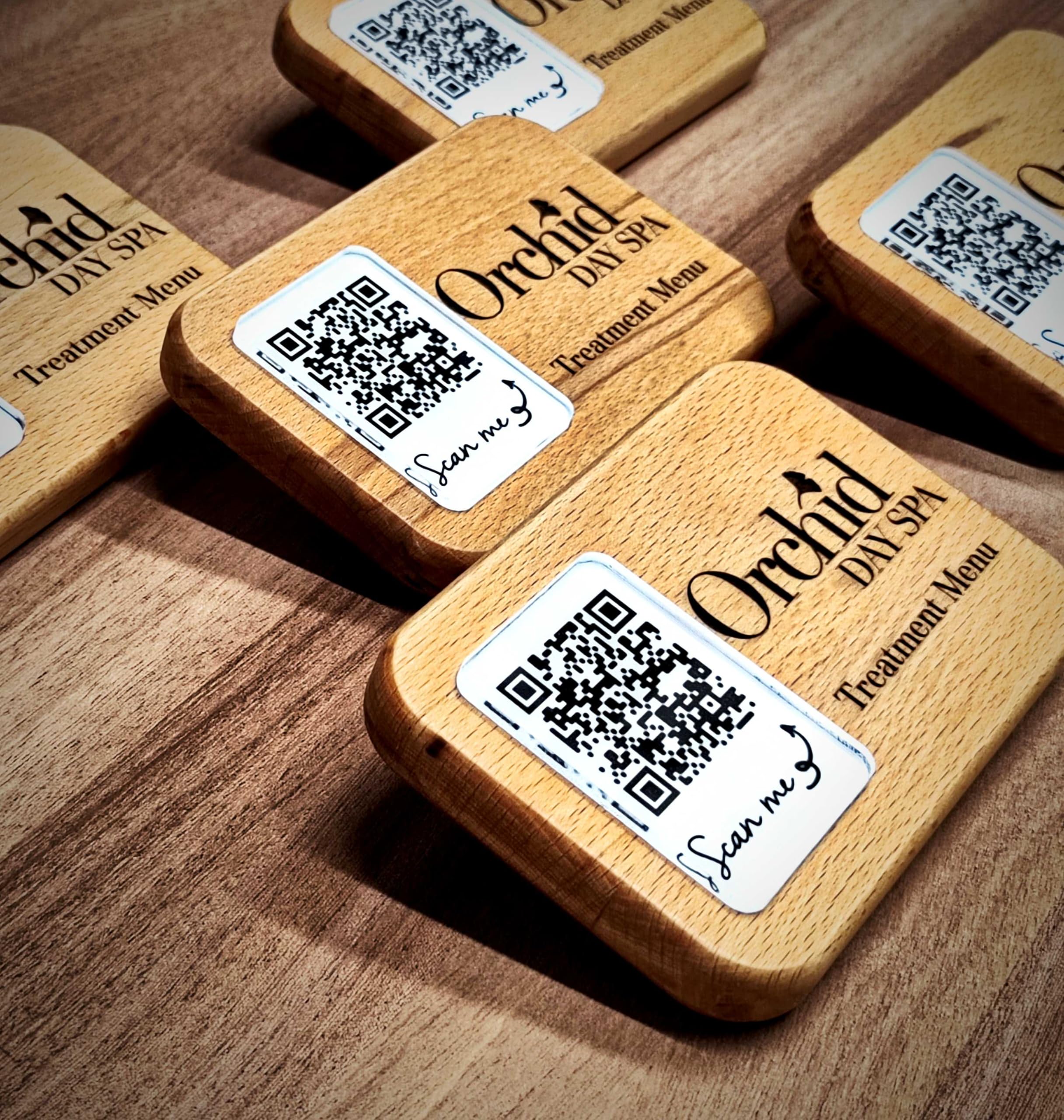 Paquete de 5 carteles de madera acrílica grabados para dejar reseñas de precios menú de pago qr soporte de señal para café, restaurante, tienda