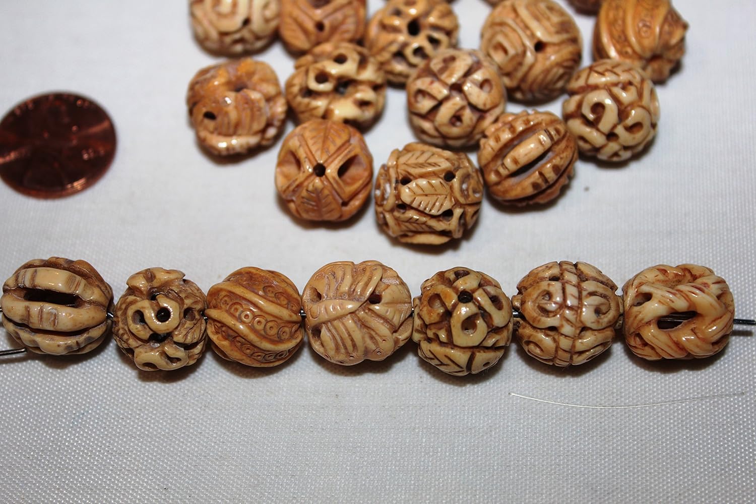Exclusive Bone Beads - Hand Crafted & Carved - Mix 8 to 10 Patterns - 20-25 - 50 Beads Per Pack (15 mm (25 Beads))