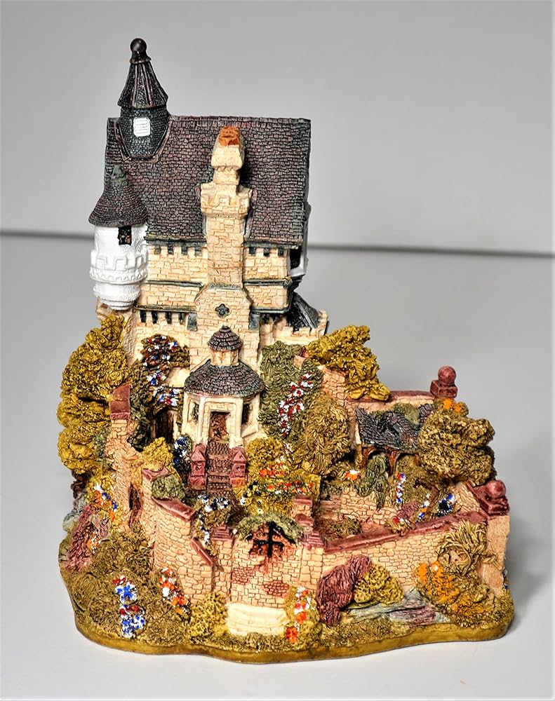 LILLIPUT LANE SECRET GARDEN - BNIB - RETIRED RARE : Amazon.co.uk