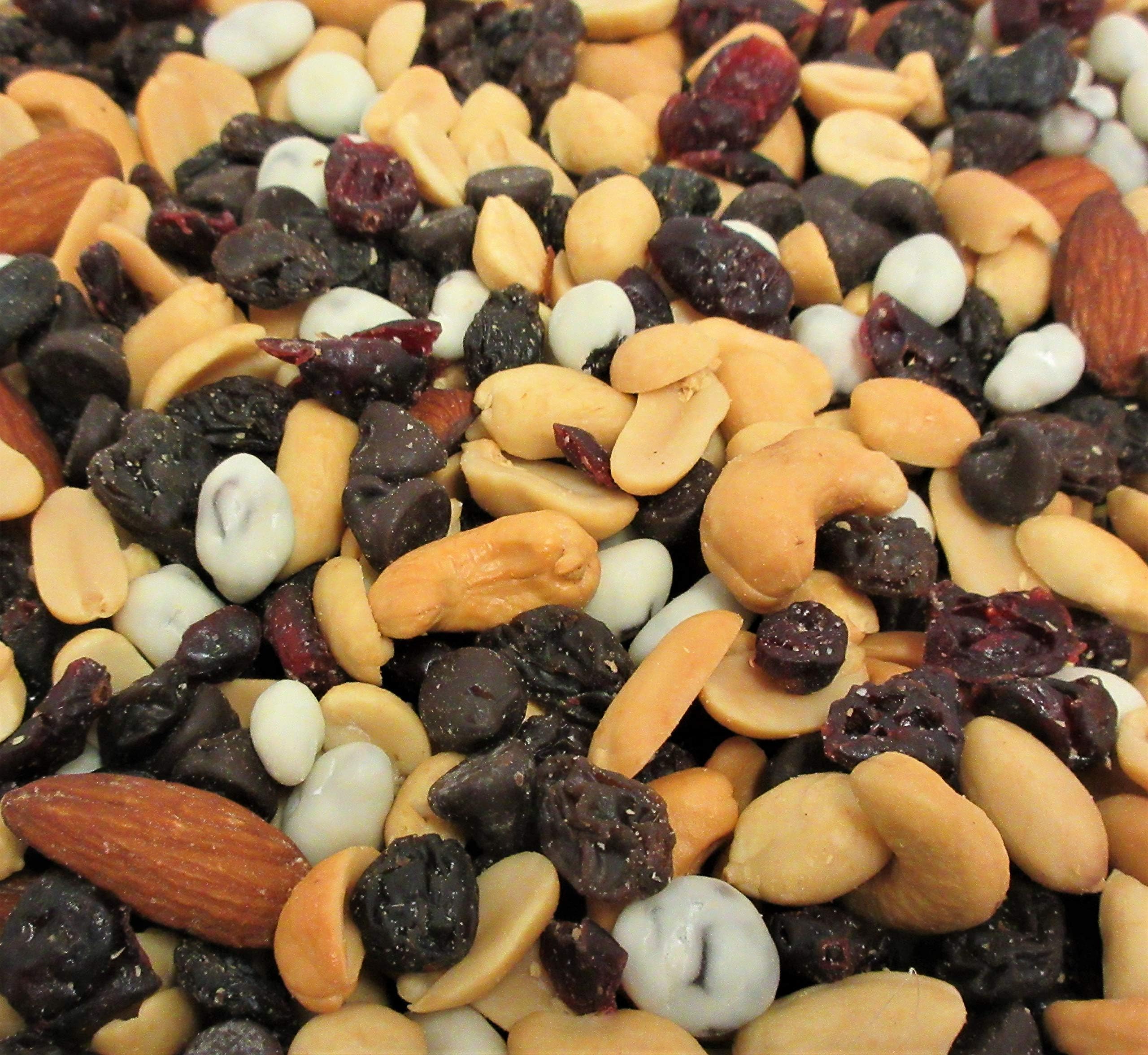 Trail Mix with Greek Yogurt Raisins & Dark Chocolate Dried