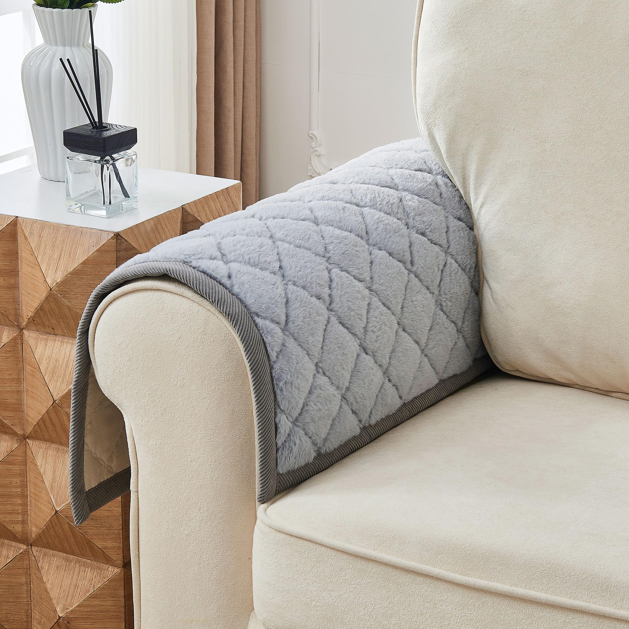 beeweed Thick Sofa Cover, New Faux Mink Velvet Universal Sofa Slipcovers for 2/3/4 Seater, Non-Slip Washable Furniture Protector for Corner Couch, Sofa Cover (Light Grey, 70x70cm) โ image 1