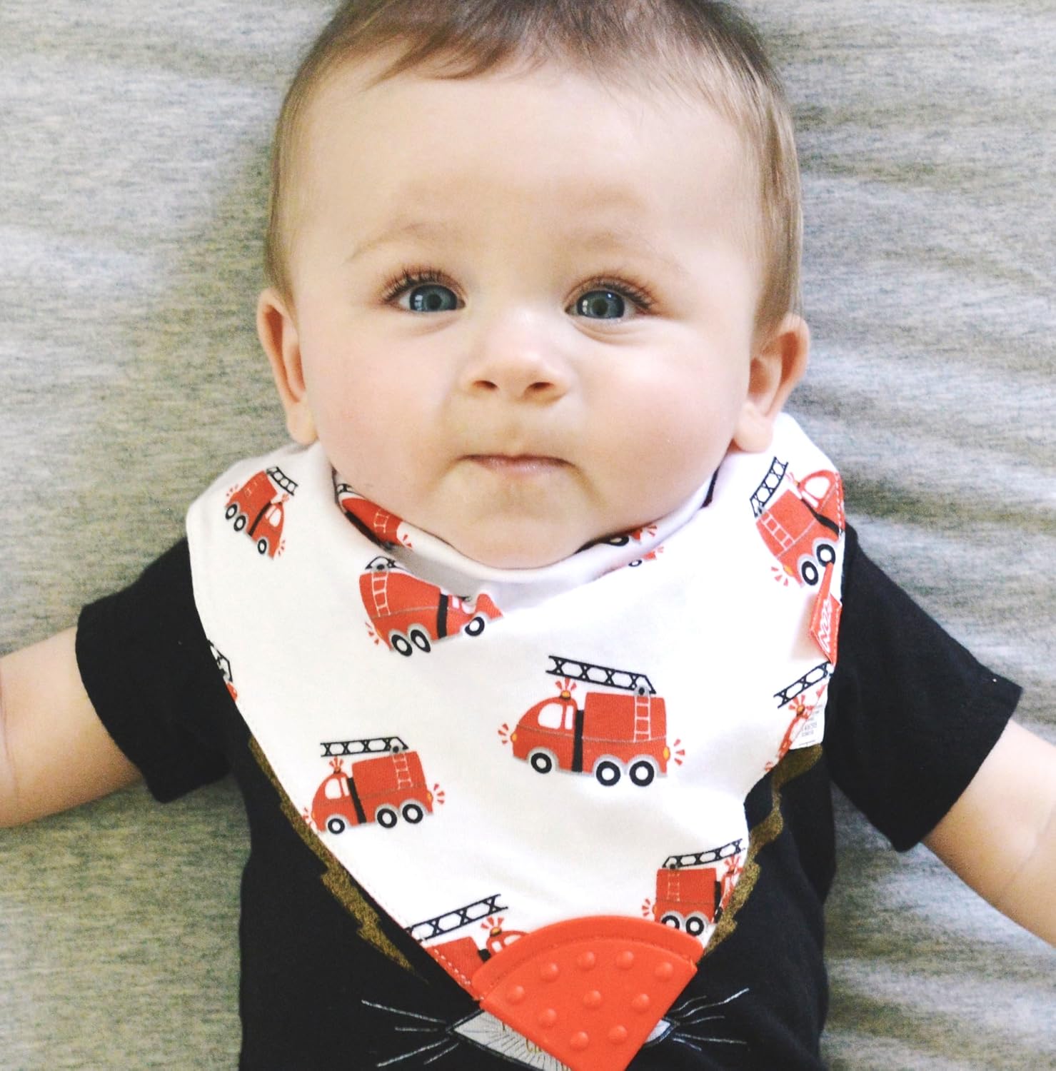 Nuby Reversible 3 Piece Teething Bib With Bonus Teething Toothbrush