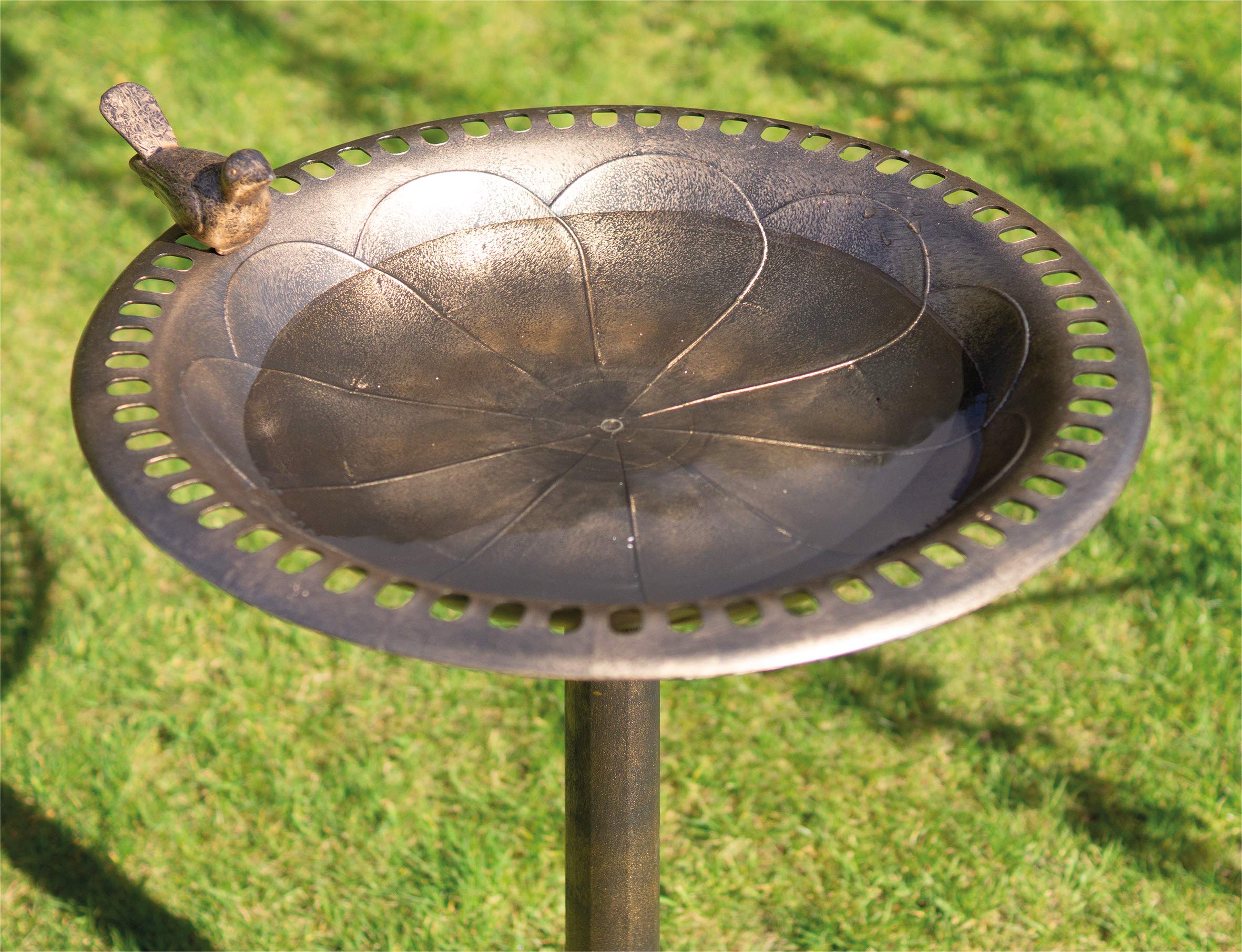 Bronze-Vogeltränke Von St Helens – Wetterbeständig, Freistehend. Lockt Vögel In Deinen Garten!