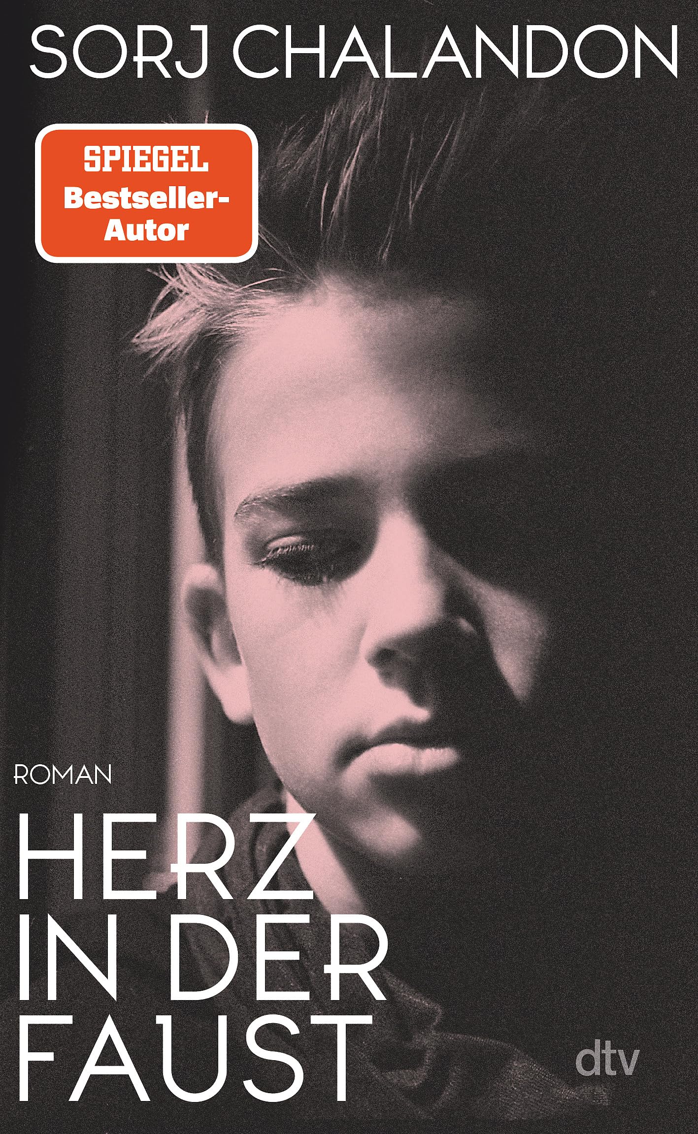 Herz in der Faust: Roman | »Zweifellos haben wir einen der ganz großen Romanciers der Gegenwartsliteratur vor uns.« Thomas Wagner, Der Freitag