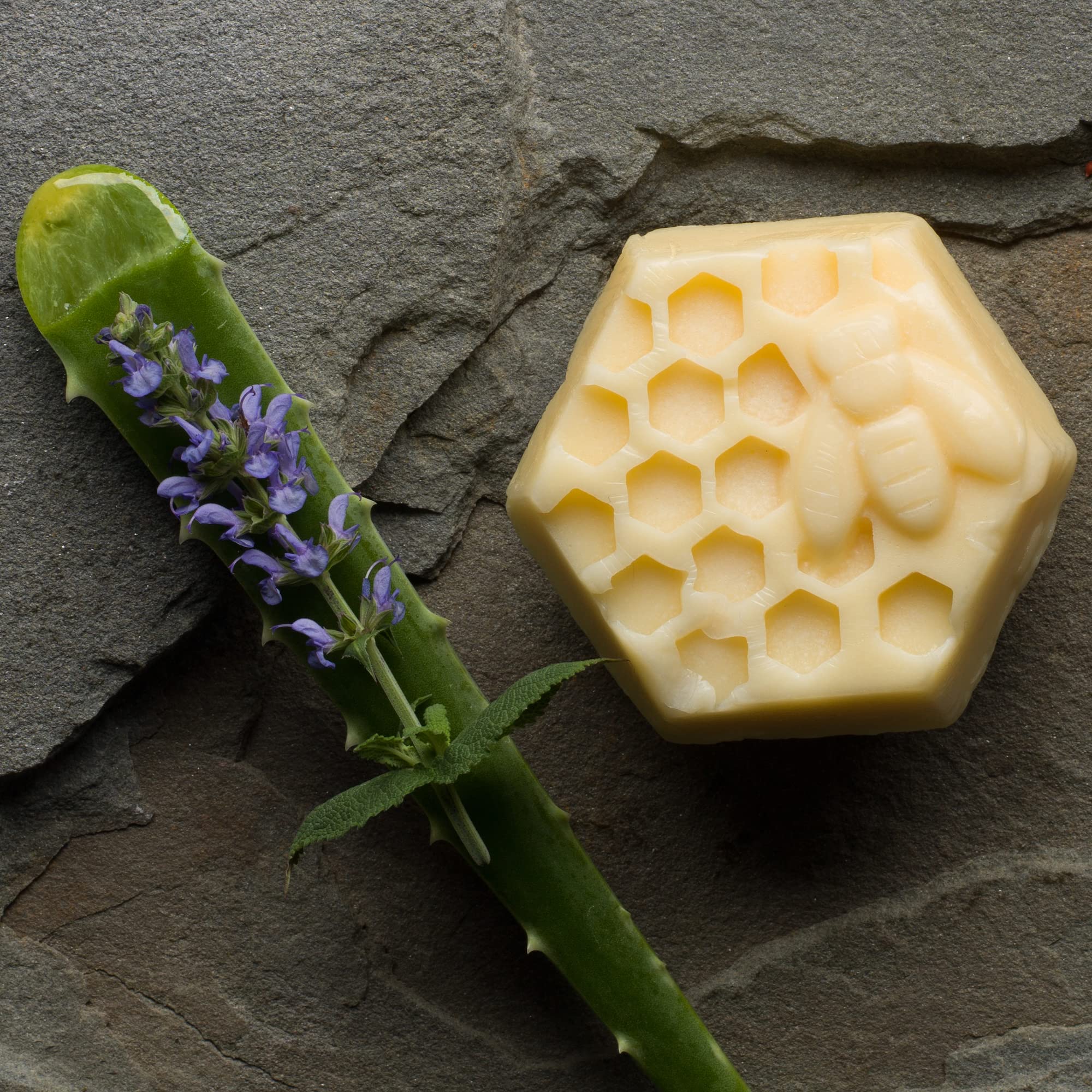 Lavender & Patchouli Conditioner Bar with Quinoa Protein & Mango Butter