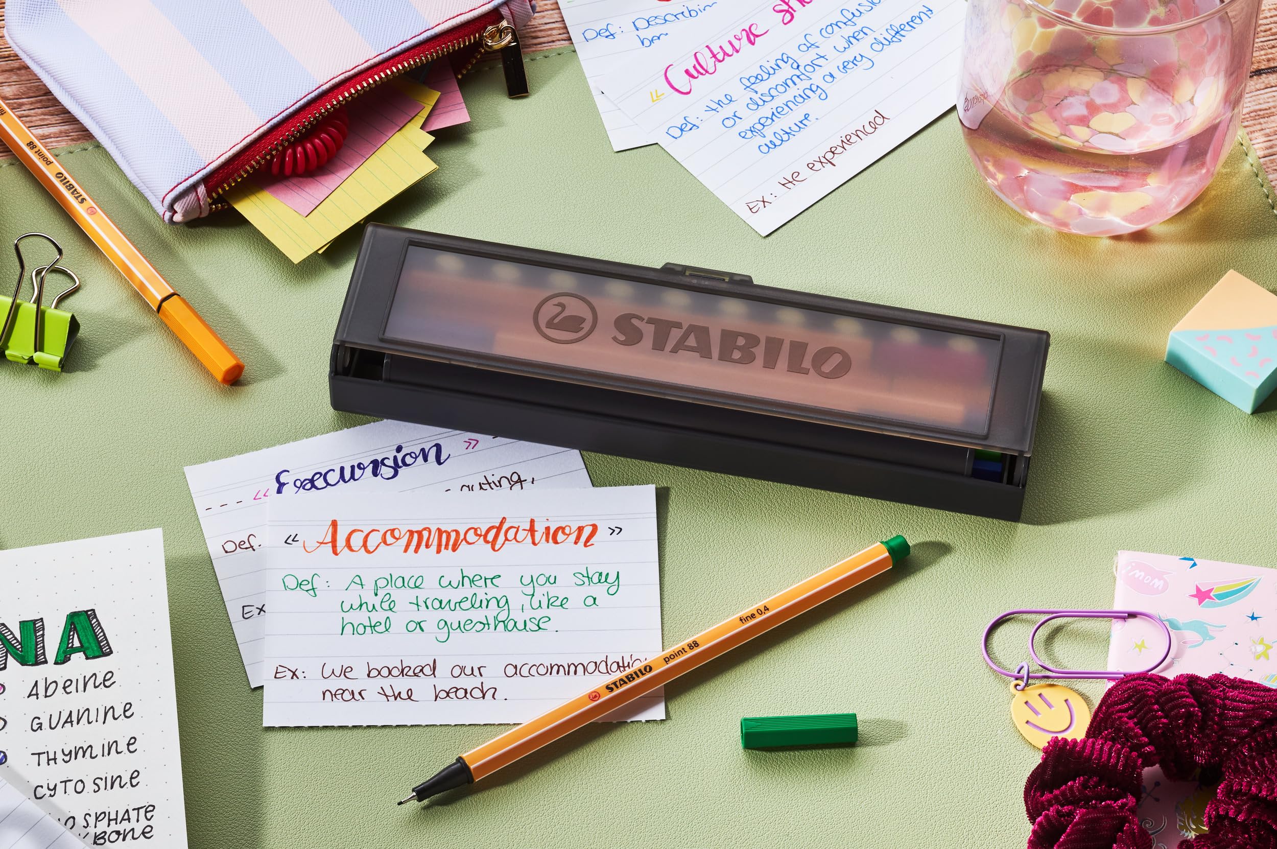 STABILO point 88 Fineliner Click Set da 10 Colori assortiti