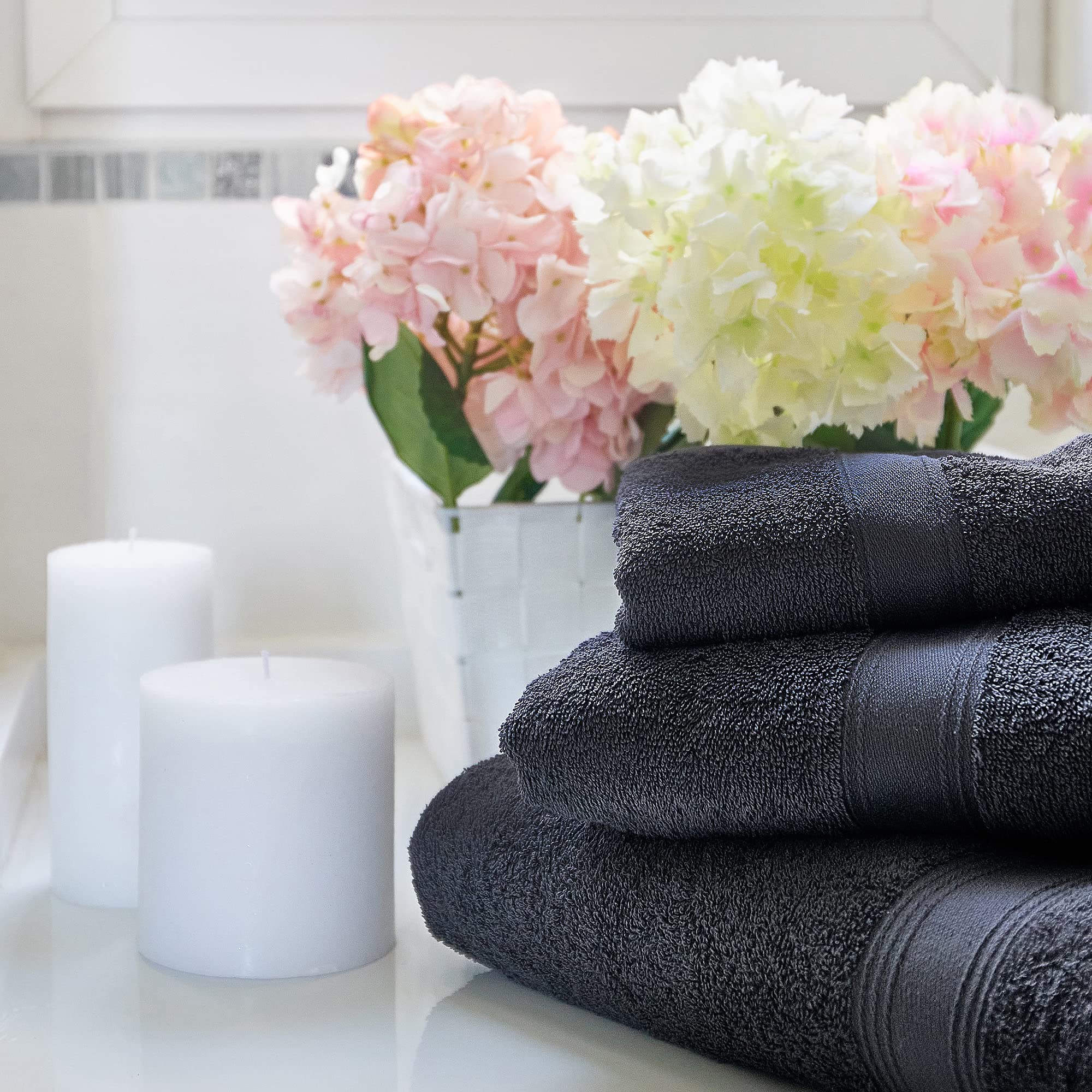JUEGO DE 6 TOALLAS DE BAÑO: 2 TOALLAS DE CORTESÍA 30X50 ; 2 TOALLAS DE LAVABO 50X90 ; 2 TOALLAS DE DUCHA 70X140CM 450 GR/M2 100% ALGODÓN GRIS OSCURO