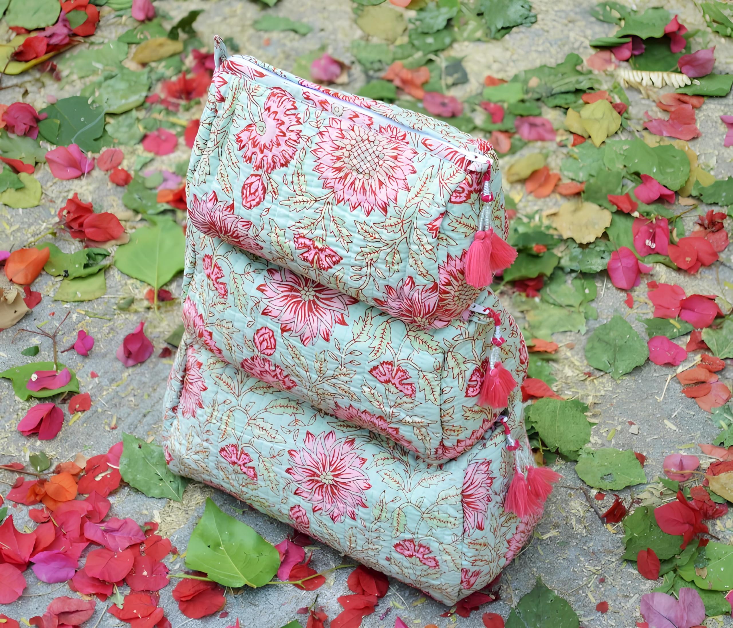 INDACORIFY Indian Cotton Floral Block Print Toiletry Travel & Make up Pouch Set of 3 Pieces Quilted Bags Shaving Kit