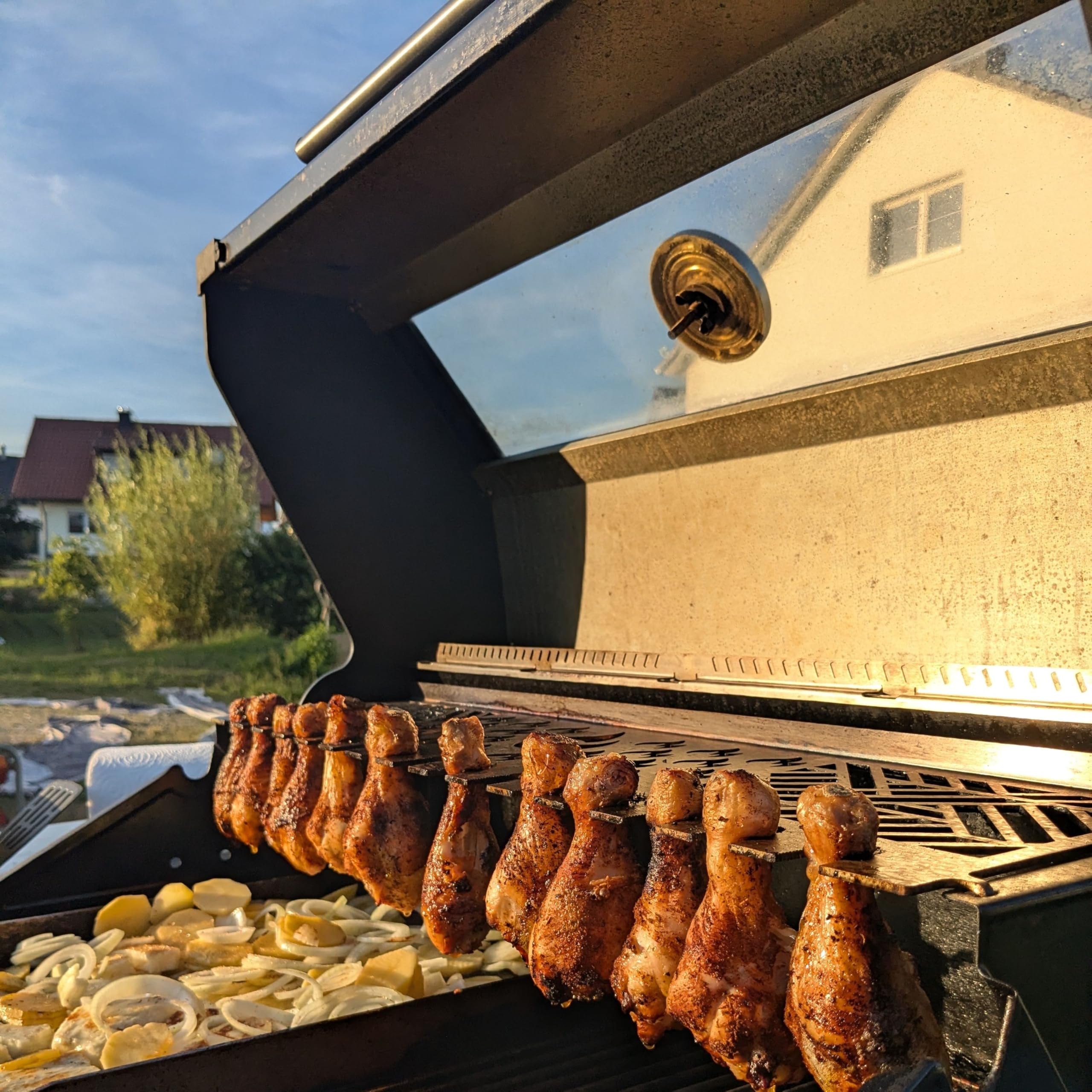Grillrost.com Das Original Edelstahl Multistation | Warmhalterost für Rösle Videro/Sansibar G4 | mit Drumstick Halterung | 3mm stark