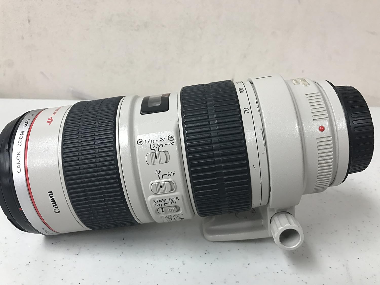 What Type of Lens Is Used for Sports Photography?
