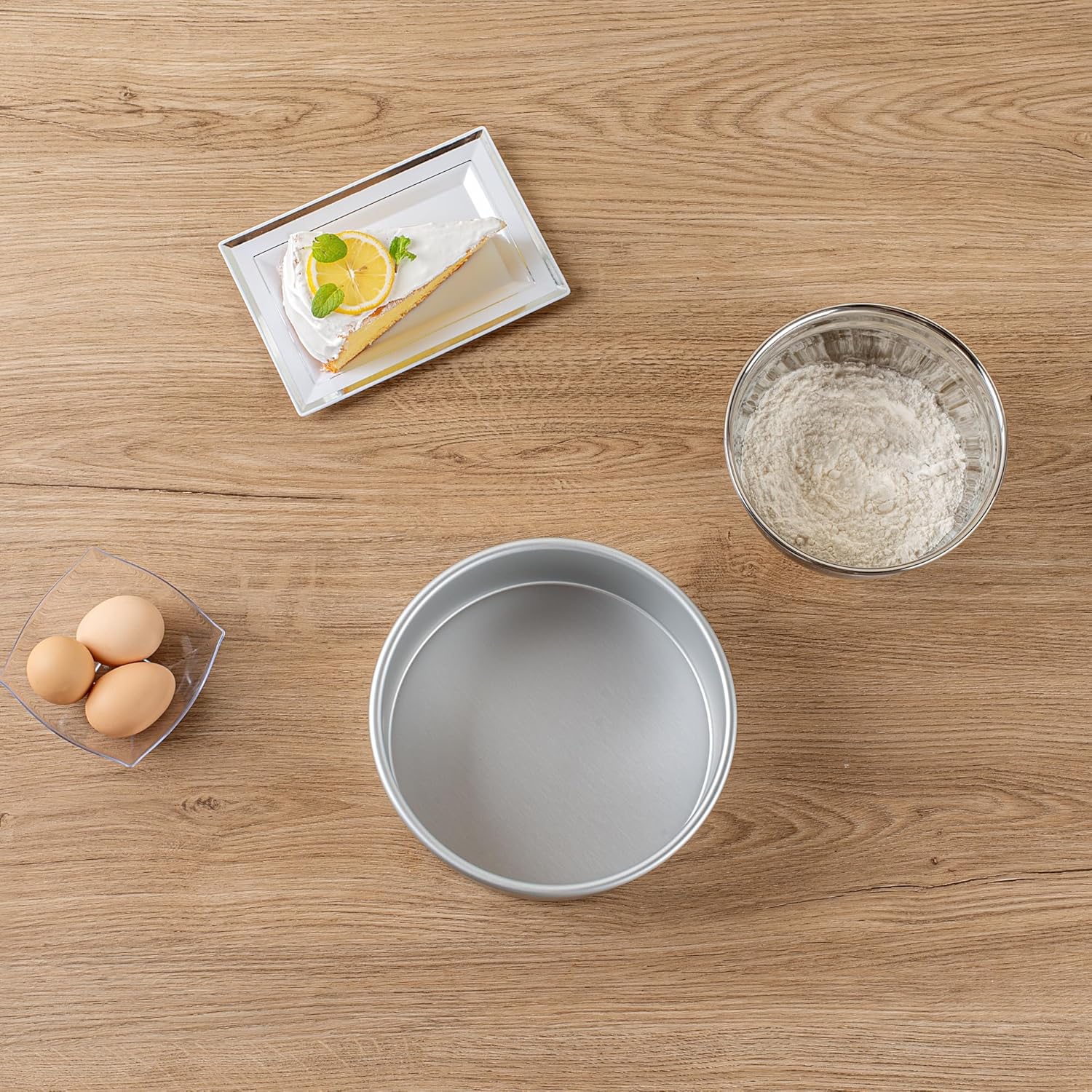 Restaurantware-Met Lux 8 x 3 Inch Straight-Sided Baking Tin, 1 Round Cake Pan - Oven-Ready, Freezable, Anodized Aluminum Round Baking Pan, Greaseproof, For Layer Birthday Cake - Image 9