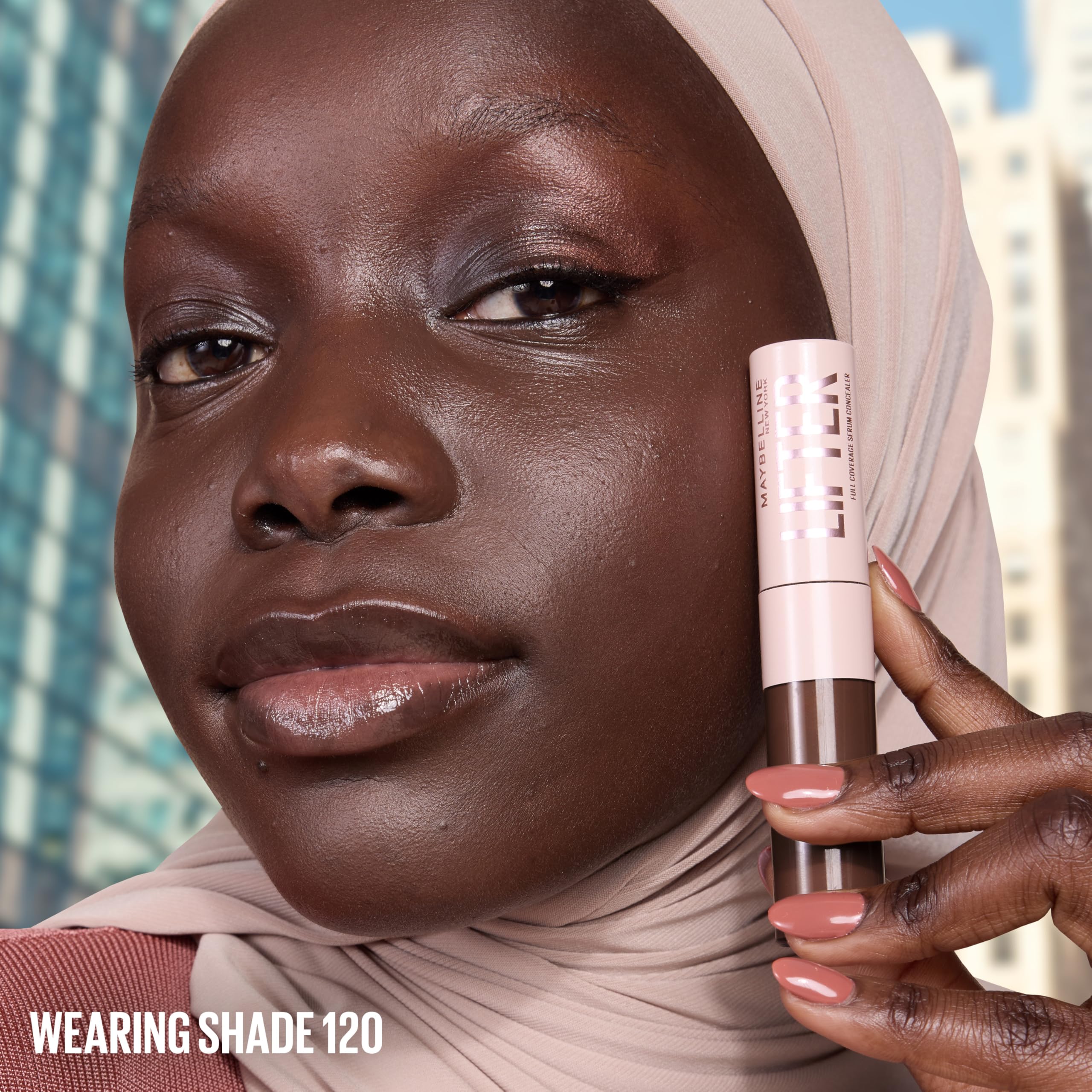 Maybelline New York korektor do twarzy Lifter Concealer, do wszystkich rodzajów skóry, formuła nawilżająca, z kofeiną i peptydami, odcień: 30, 11 ml