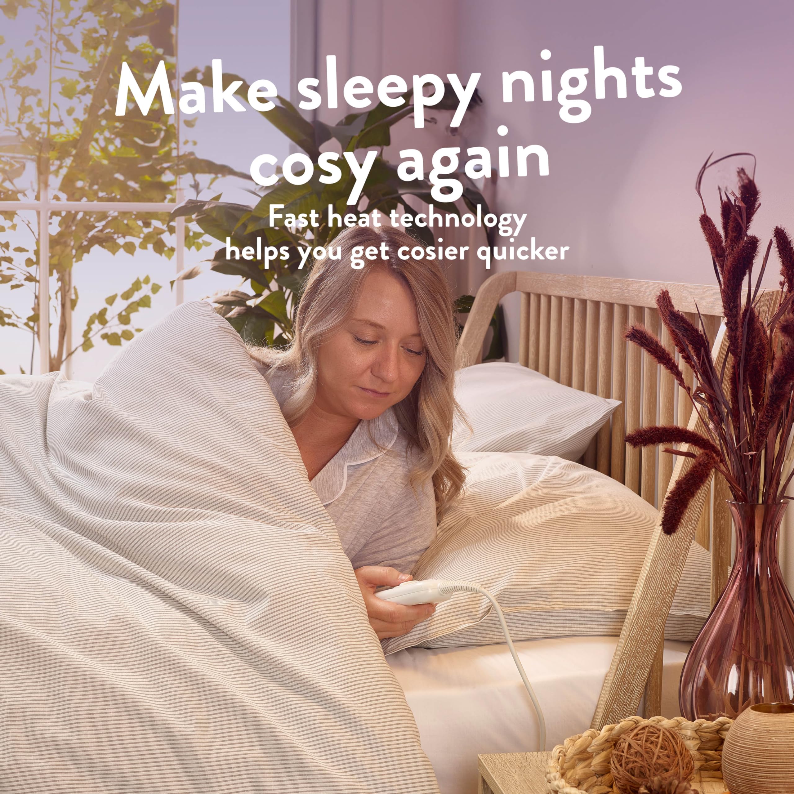 Slumberdown Sleepy Nights Electric Blanket Single - Warm u0026 Cosy 3-Heat  Settings Heated Blanket for Bed with Sleep Safe Auto Shut off -  Comfortable, Easy Fit Straps, Machine Washable (135cm x 65cm) :