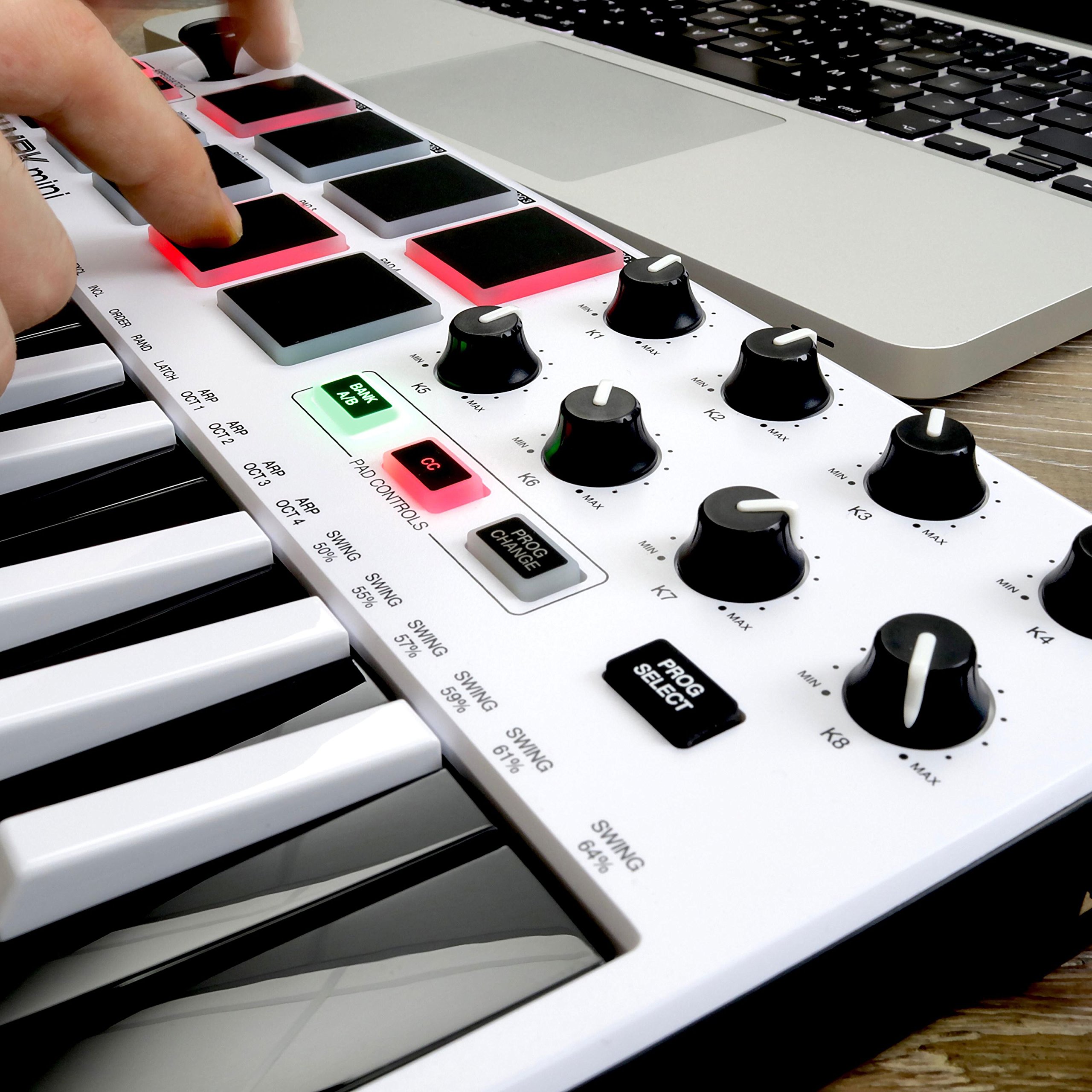 AKAI キーボードコントローラー 8パッド MPKMini Amazon | Akai Professional USB MIDIキーボードコントローラー