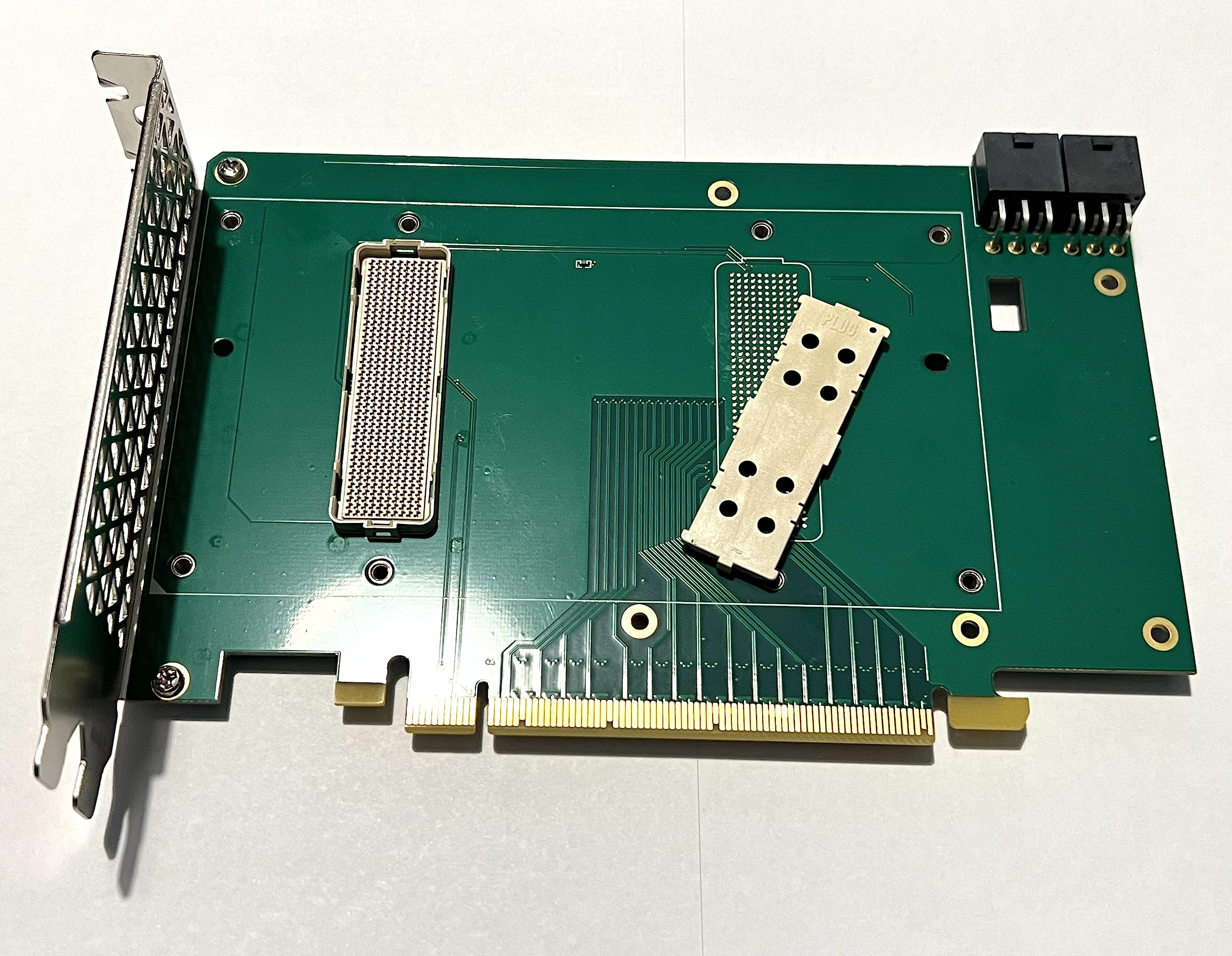 Amazon.com: SXM2 轉PCIe 測試板,適用於Nvidia Tesla P100 / V100 顯示
