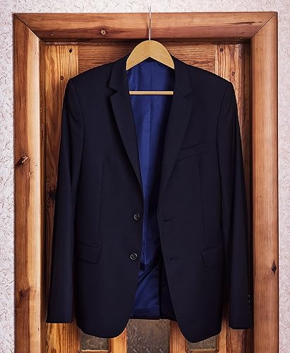 Miniatura 41 de Utopia Home - Paquete de 20 perchas de madera con ranura p/los hombros, de calidad prémium, duraderas y delgadas, para trajes, con gancho giratorio