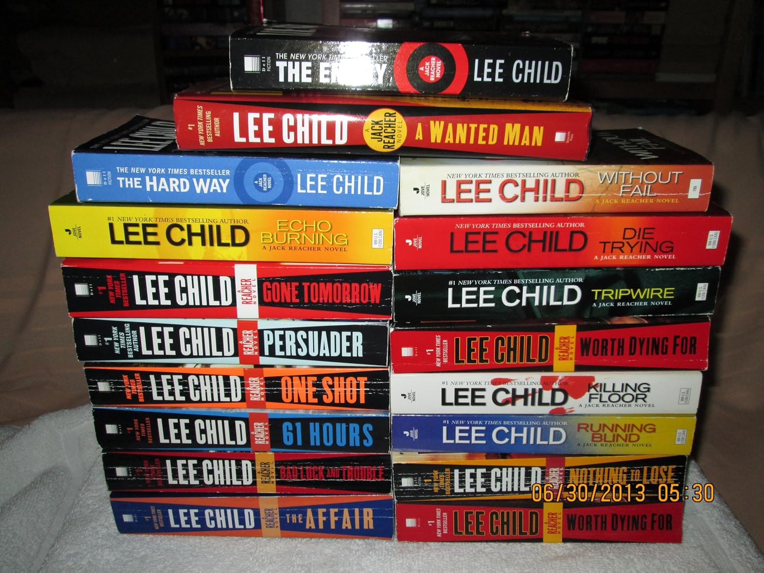 Killing Floor (Jack Reacher, No. 1) Child, Lee 9780515141429 Books