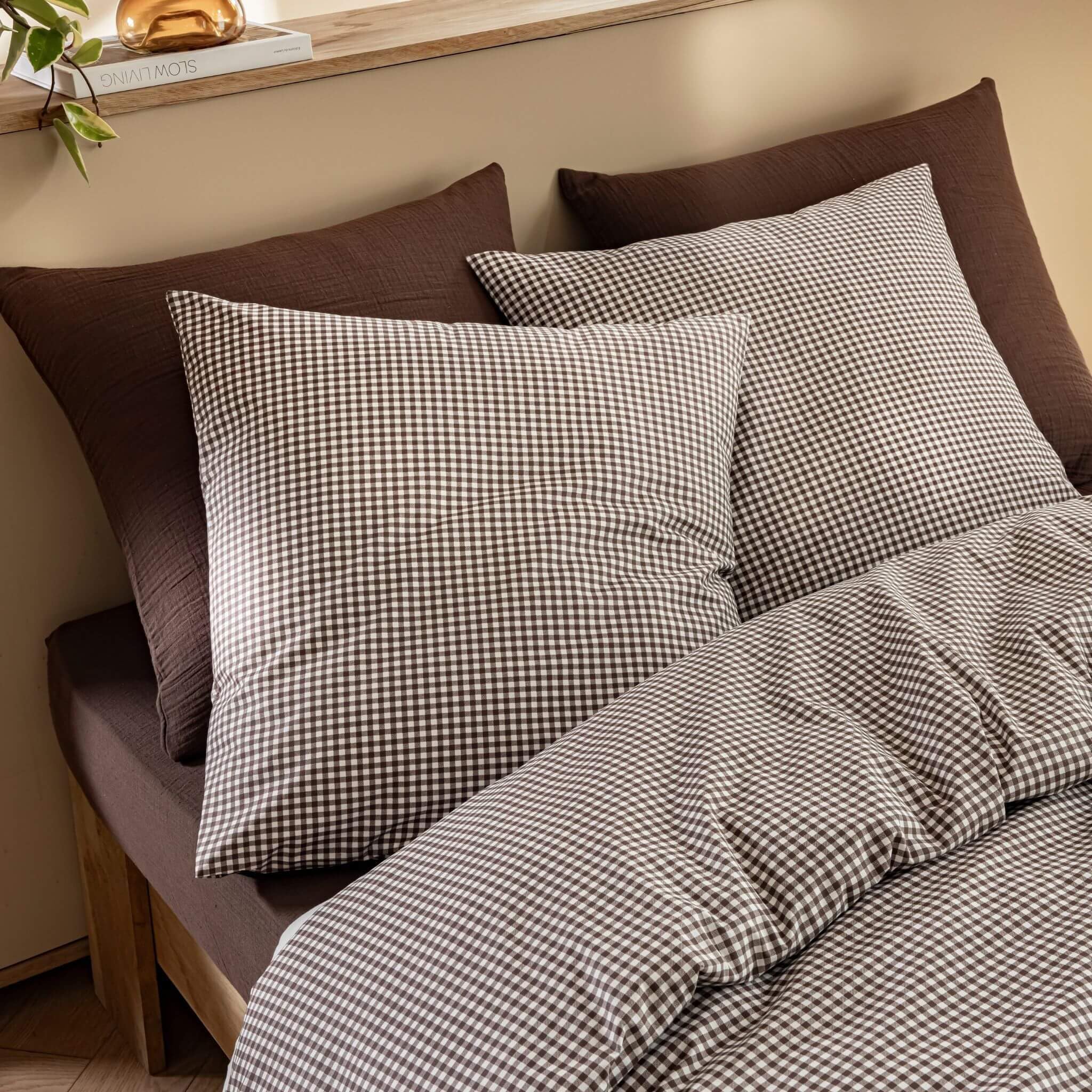 Terre de Nuit - Parure de lit 140x200 Coton à Carreaux Marron Mini Vichy - Marron - Carreaux - 57 Fils/cm² - Base Droite