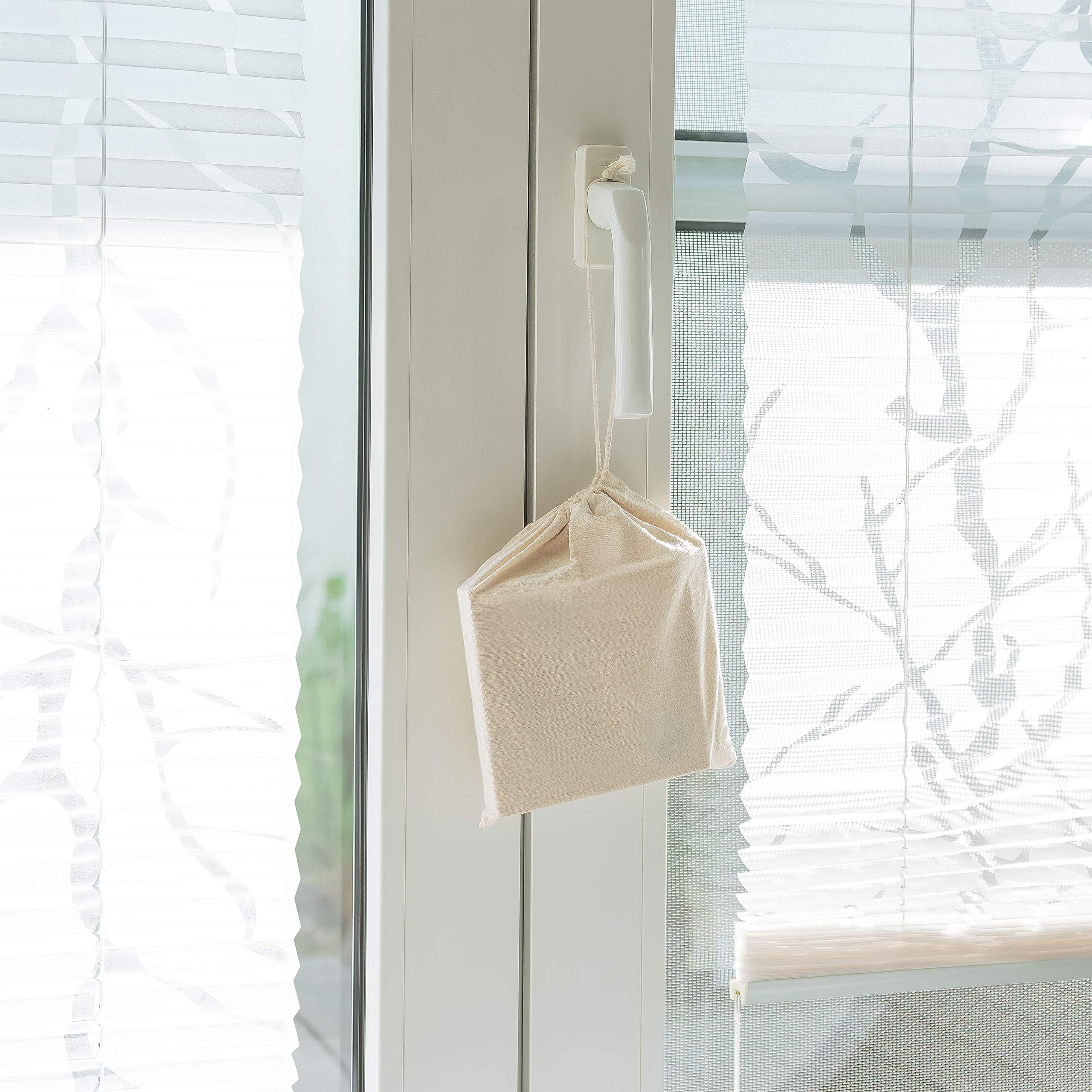 Lot de 2 protections de fenêtre basculante pour chat - Protection contre les chutes sans perçage - Empêche le glissement dans la fente de la fenêtre (gauche et droite, 2 pièces)
