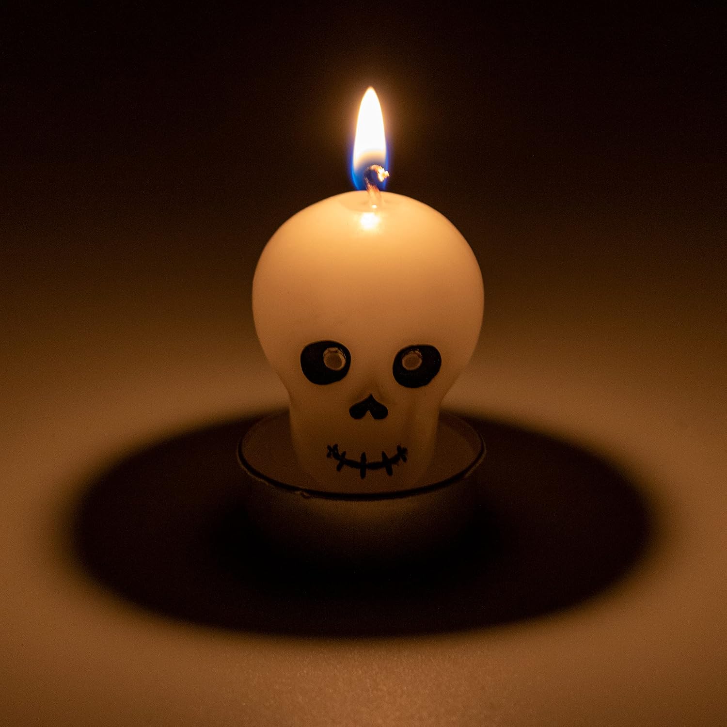 GiftExpress 12 Pcs Halloween Candles 6 Styles, Smokeless Unscented Tealight Candles for Halloween Decoration Party, Ghost, Witch, Skull, Jack O Lantern Pumpkin