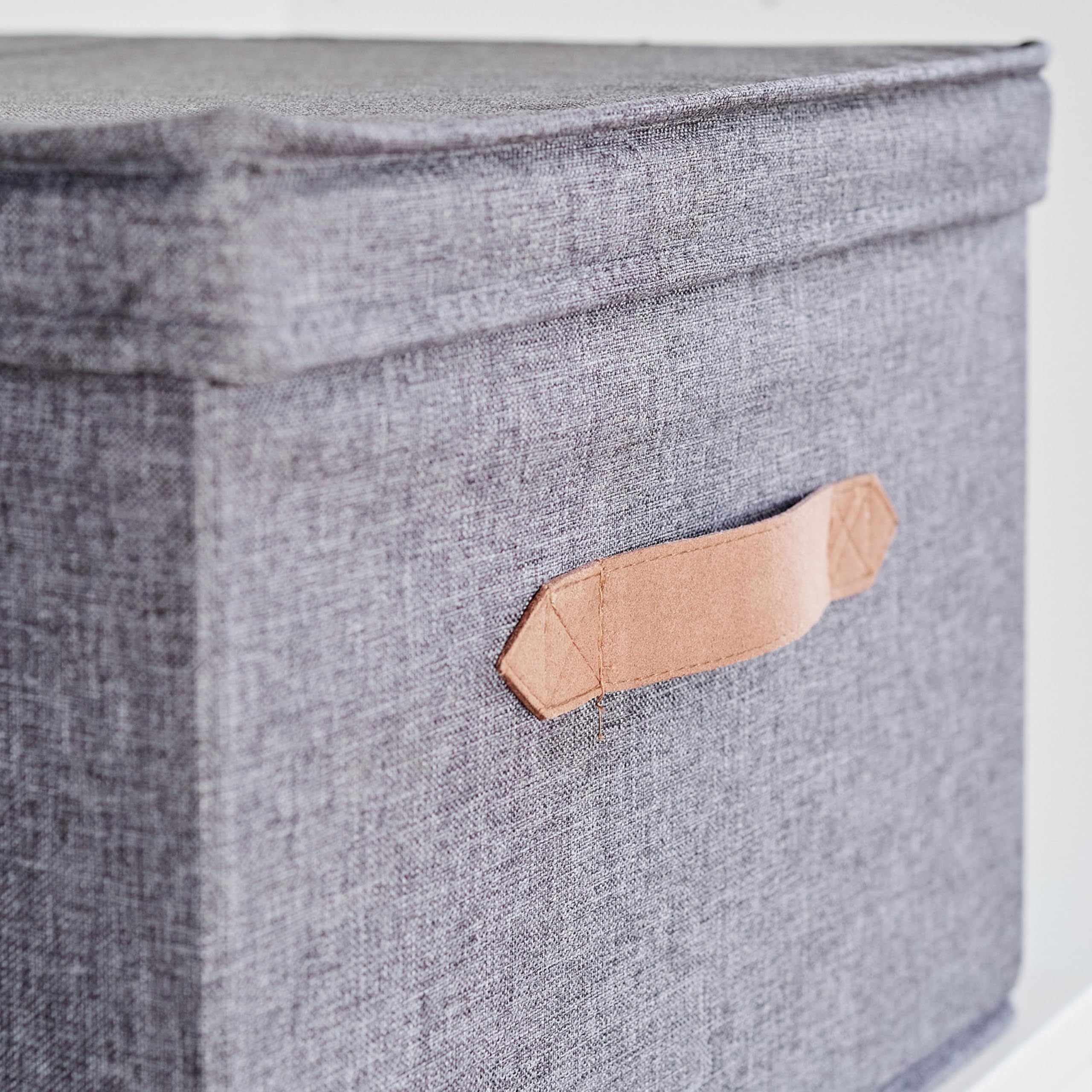 LOVE IT STORE IT Premium Scatola Portaoggetti con Coperchio - Scatole Tessuto di Lino - Rinforzata con Legno - Contenitore Grande e Robusta - Grigio - 33x50x24 cm