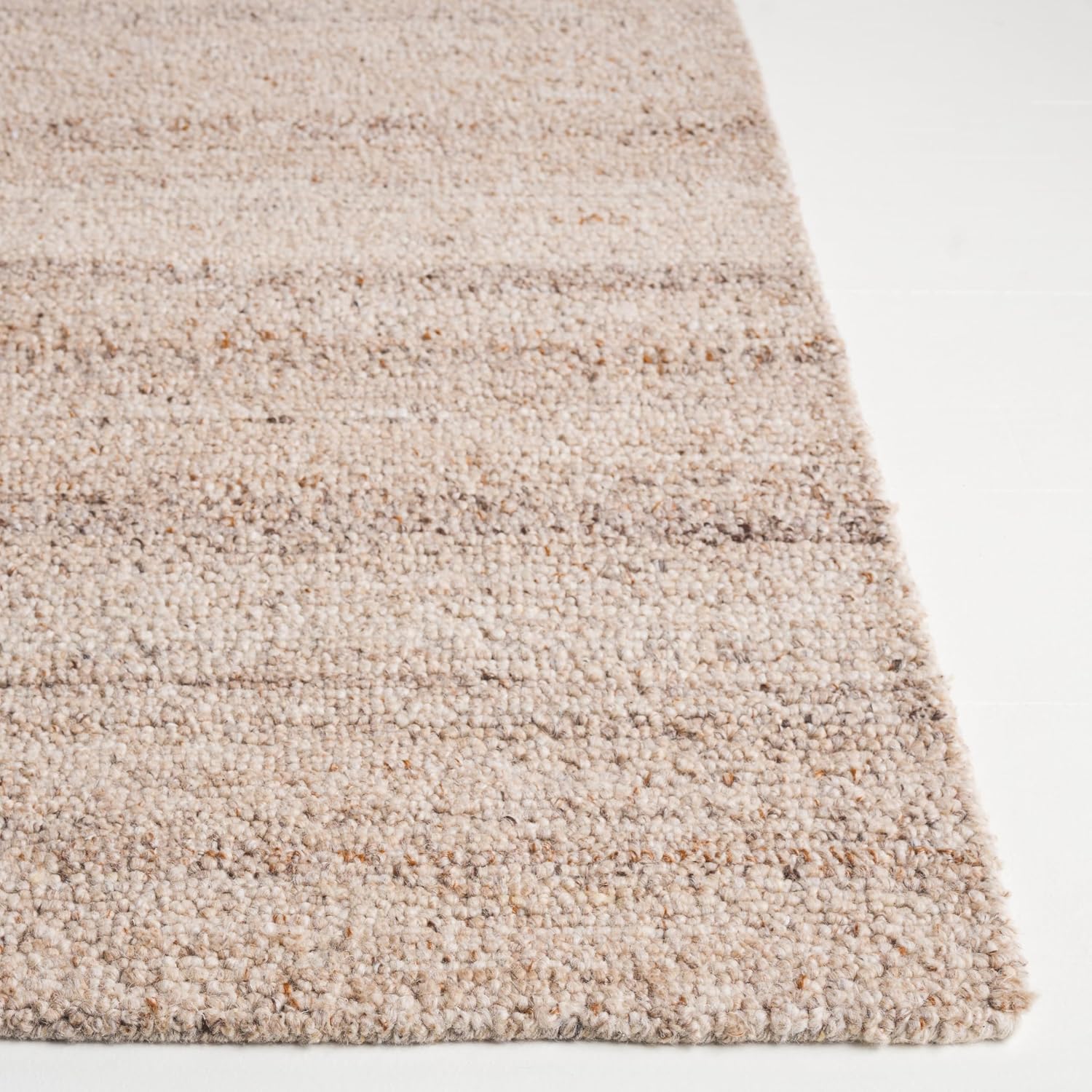 SAFAVIEH Area Rug 8x10 - Natura Collection - Large - Beige, Handmade Wool, Ideal for Living Room, Bedroom, Dining Space (NAT462B)