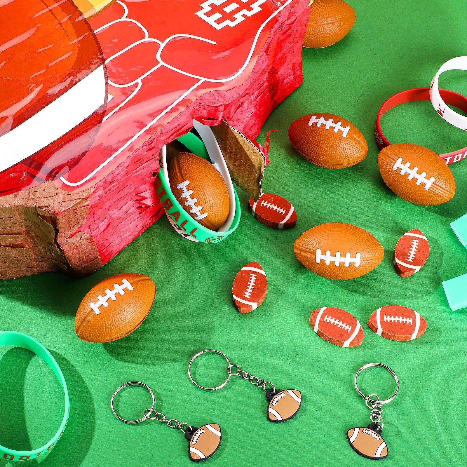Hollowfly 162 pz Piñata Calcio Bomboniere Festa di Calcio con Benda Coriandoli Pipistrello Mini Stress Balls Portachiavi Braccialetti Fischietti Gomma Tatuaggio Adesivi Sport Piñata Compleanno