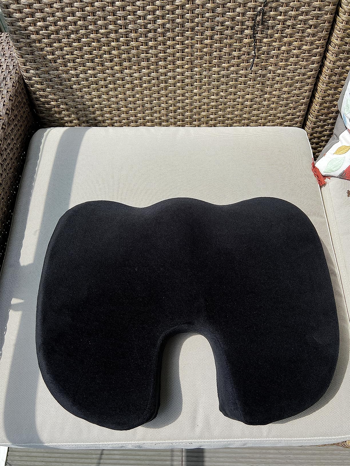Feela.® Orthopädisches Sitzkissen [3 Härtegrade] - Ergonoisches Sitzkissen Für