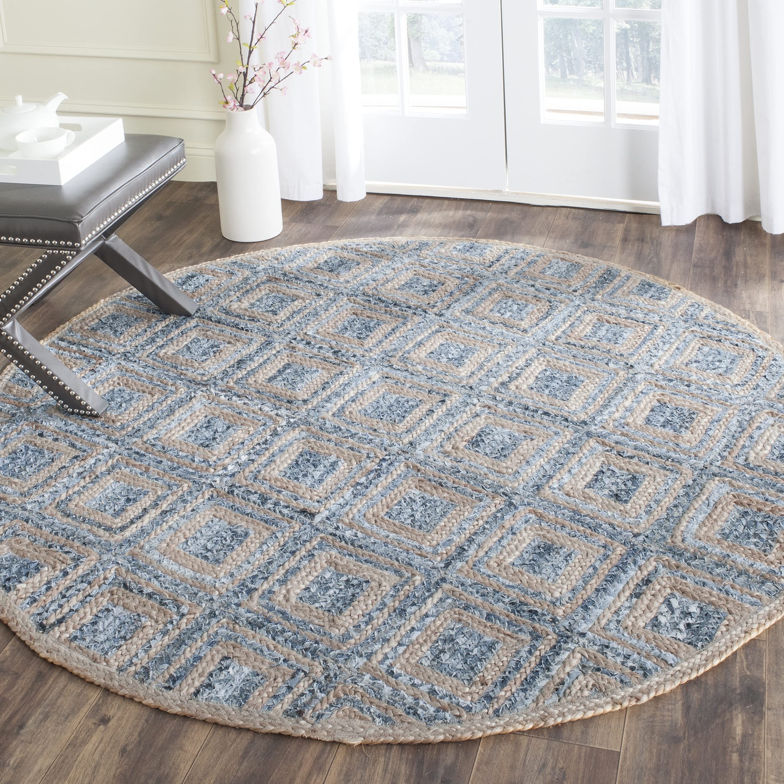 SAFAVIEH Cape Cod Collection 8' Round Natural / Blue CAP354A Handmade Flatweave Diamond Braided Jute & Denim Area Rug