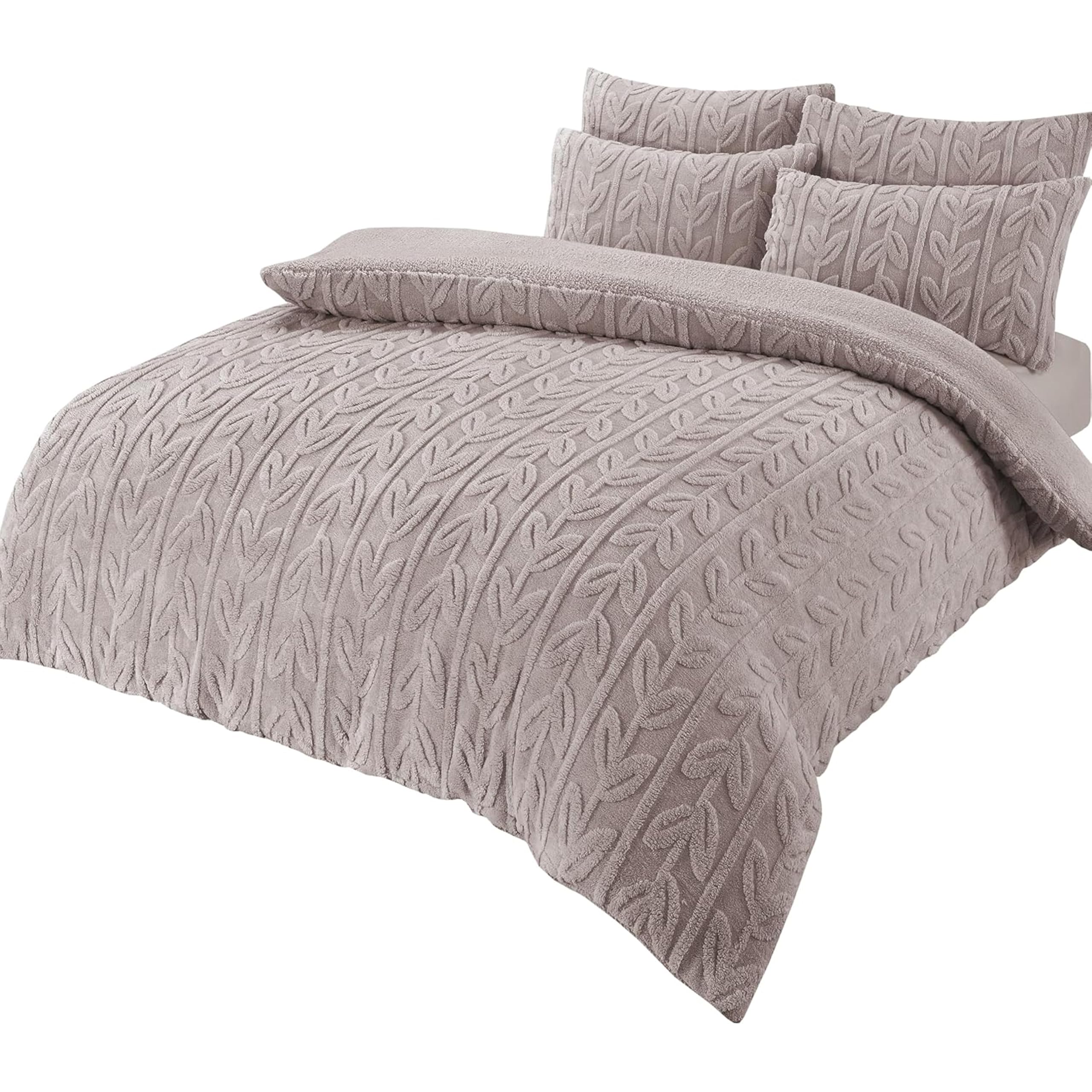 Olivia Rocco Leaf Teddy Fleece Duvet Cover Set Easy Care Quilt Bedding Sets with Pillow Case Thermal Warm Cosy Super Soft Fluffy Comforter Bed linens (Natural, Super King)