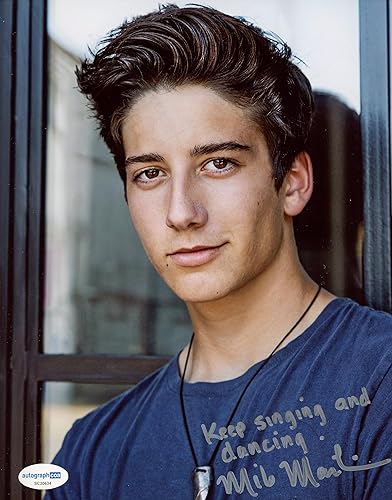 Milo Manheim "Z-O-M-B-I-E-S" AUTOGRAPH Signed 'Zombies' 8x10 Photo ACOA