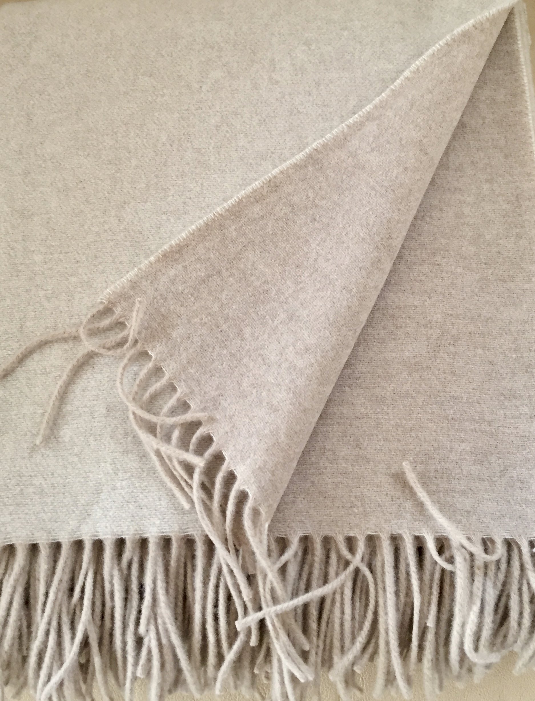 Koc wełniany dwustronny z kaszmirową wełną, koc wełniany, narzuta na sofę, narzuta 135 x 185 cm, 50% wełna kaszmirowa, 50% wełna merino