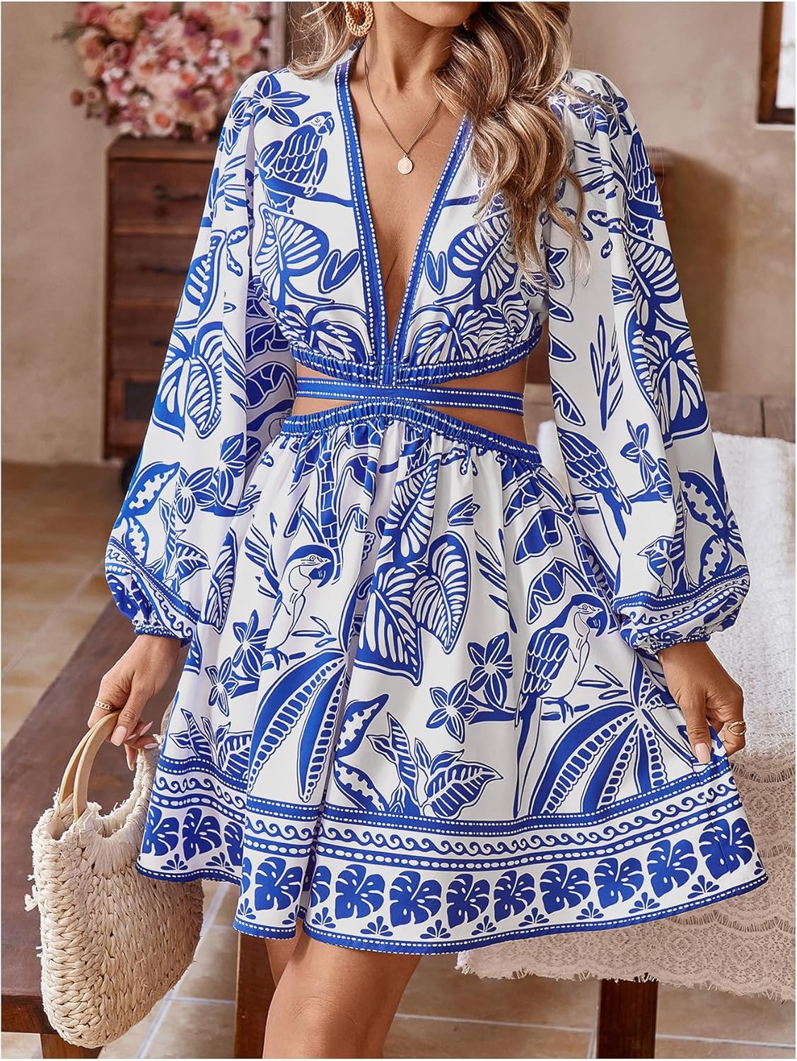 Floerns Women's Tropical Bishop Sleeve Mini Dress Cut Out Tie Back V Neck Beach A Line Dresses