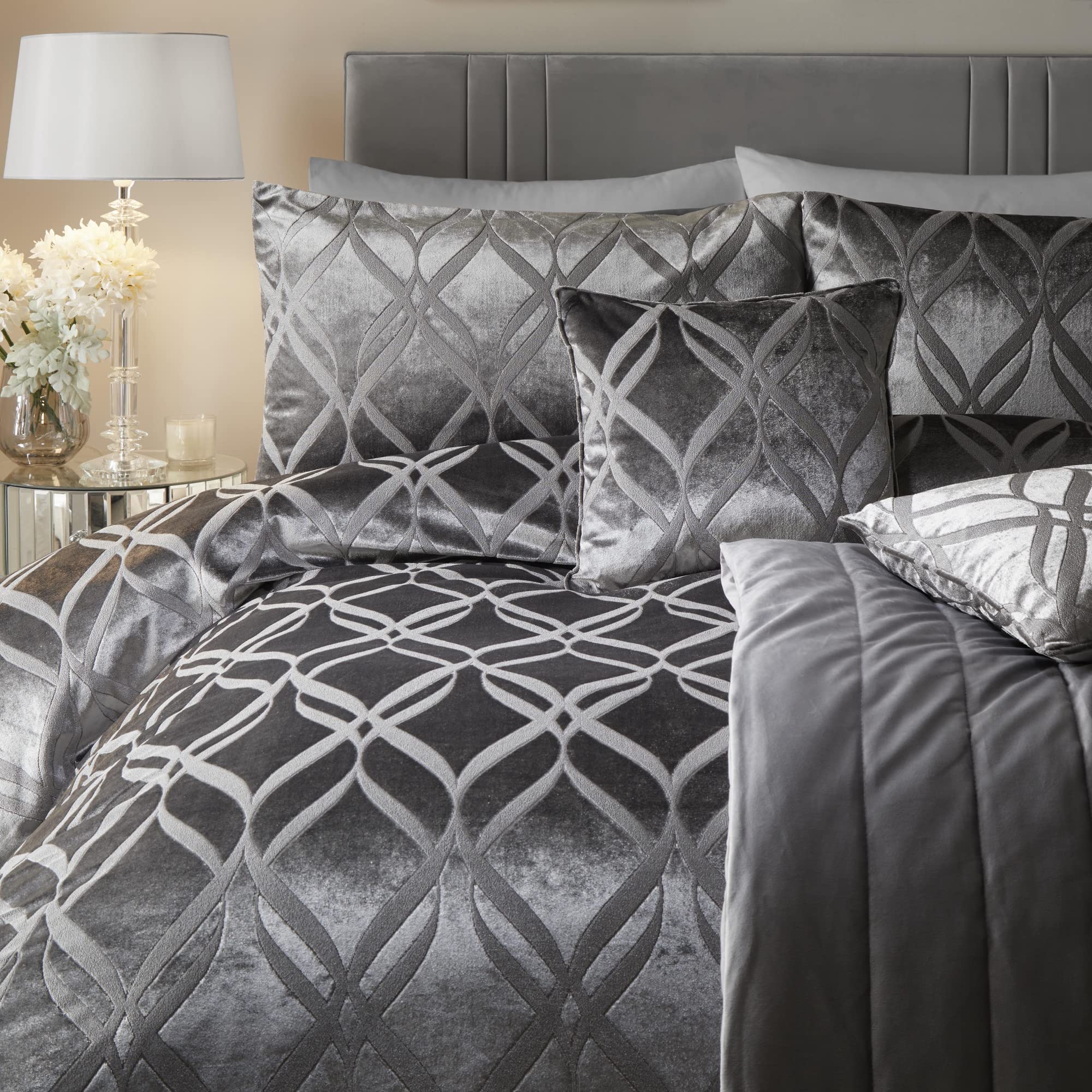 SOIREE Ogee Velvet Duvet Cover Set, Slate Grey, Double Size (200 x 200cm), 2 Pillowcases, Soft & Cosy Jacquard Bedding - Image 2