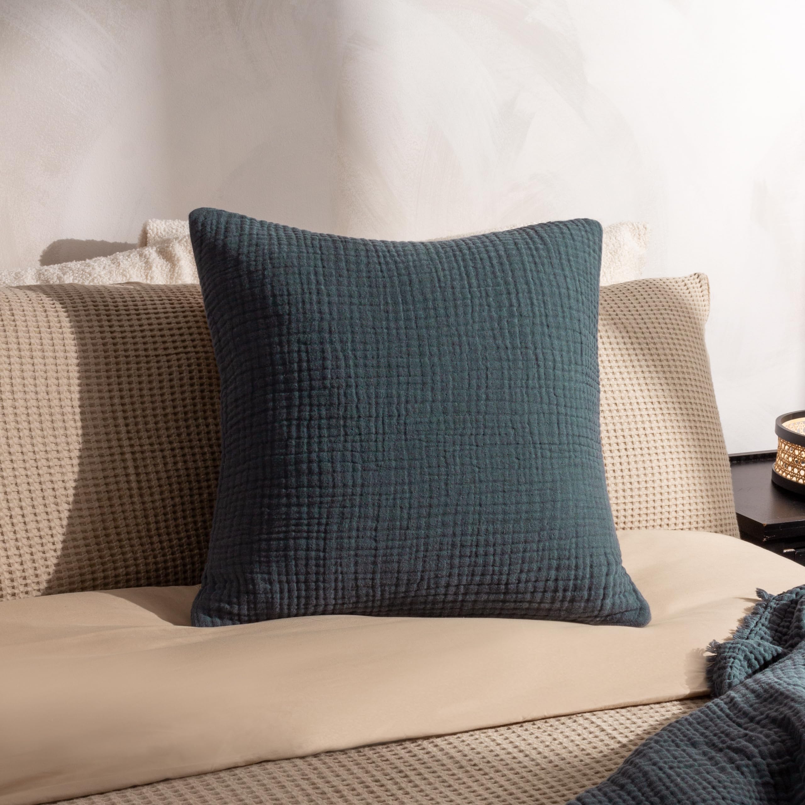 Coussin en mousseline de coton riche en plumes Yard Lark pour un confort d'exception