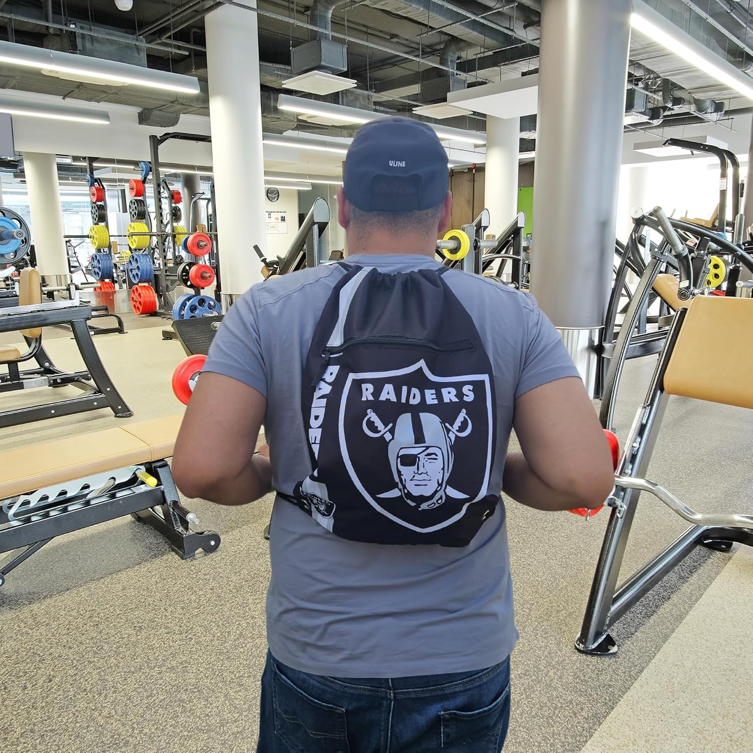 FOCO Las Vegas Raiders Big Logo Drawstring Backpack with Zippered Pocket – Limited Edition Raiders Bag – NFL Gear for the AFC West – Show Your Team Spirit with Officially Licensed Raiders Fan Gear - Image 2