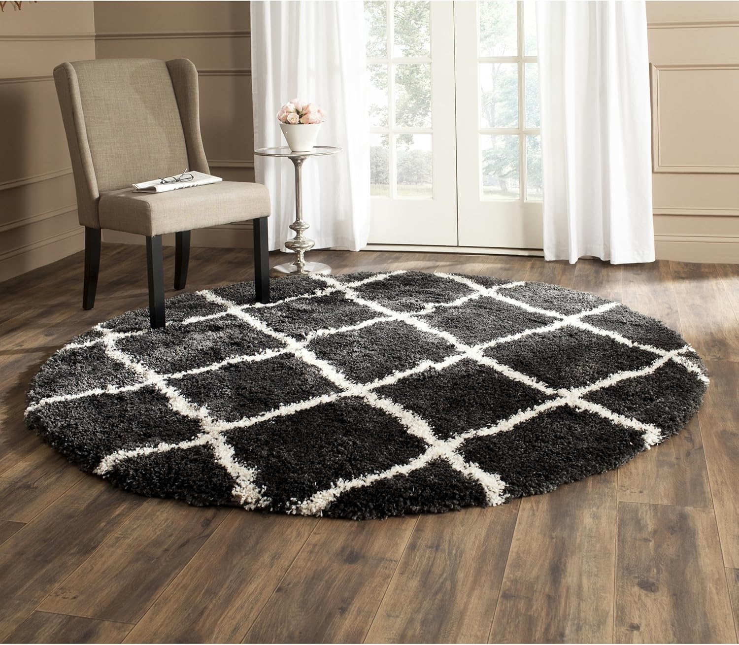 SAFAVIEH Belize Shag Collection Accent Rug - 2'3" x 5', Taupe & Grey, Boho Tribal Design, Non-Shedding & Easy Care, 2-inch Thick Ideal for High Traffic Areas in Foyer, Living Room, Bedroom (SGB489D)