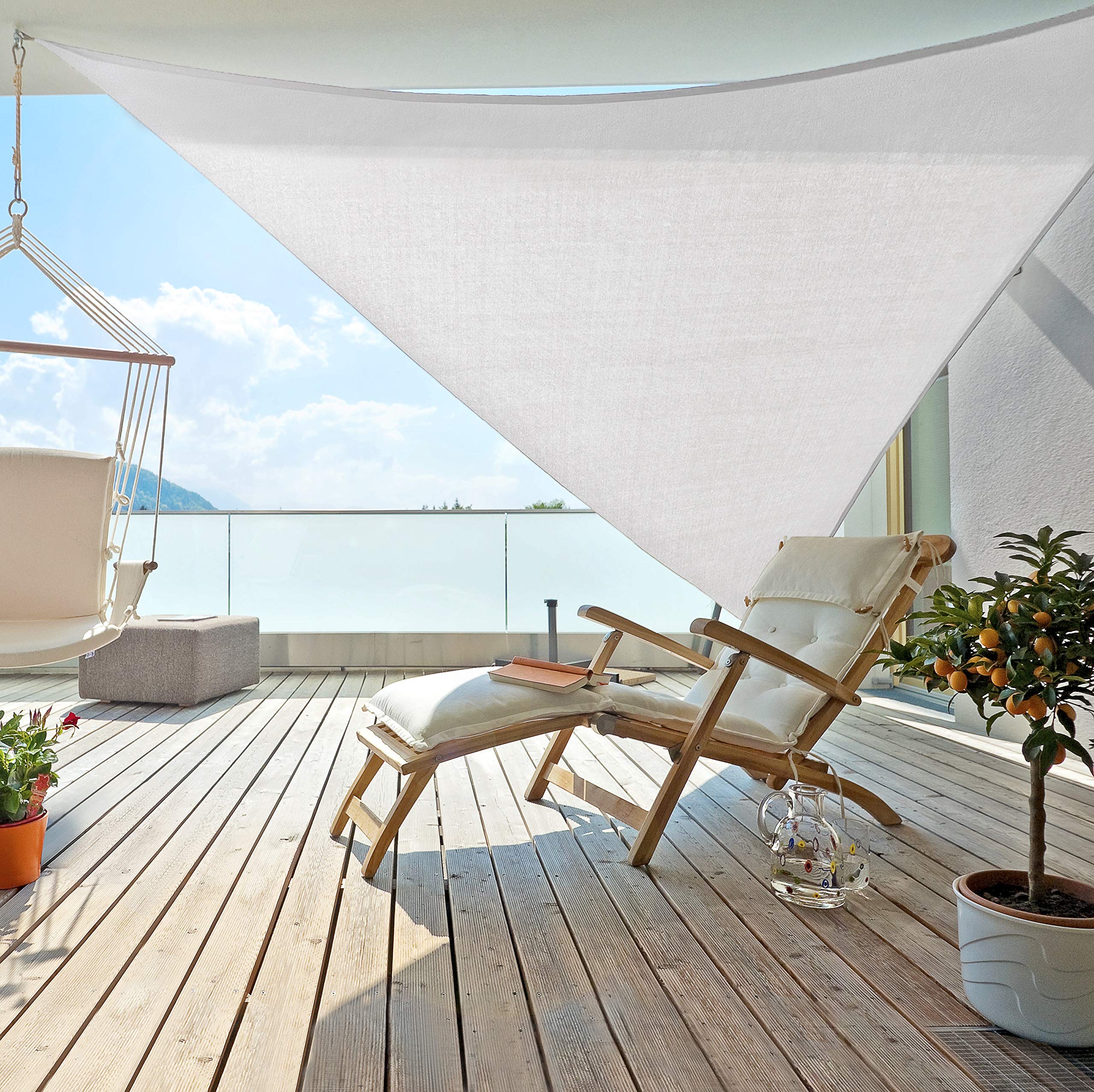 Windhager Voile d'ombrage Sunsail Adria, Triangulaire 5 x 5 m (Isocèle), Protection Solaire, Protection UV, Résistant aux Intempéries et Respirant, Blanc, 10977