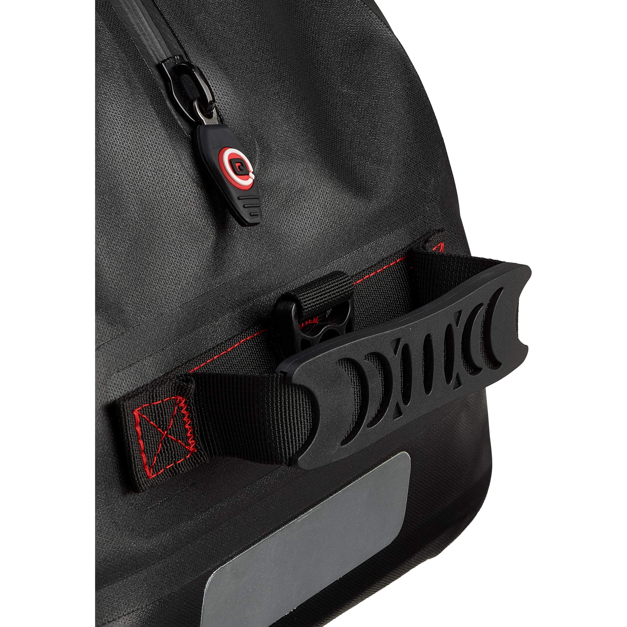 QBag Hecktasche Motorrad Motorradtasche Hecktaschenrolle wasserdicht 50 Liter Stauraum schwarz, Abnehmbarer Schultergurt, universelle Passform für Fast alle Motorräder, Roller, Quads