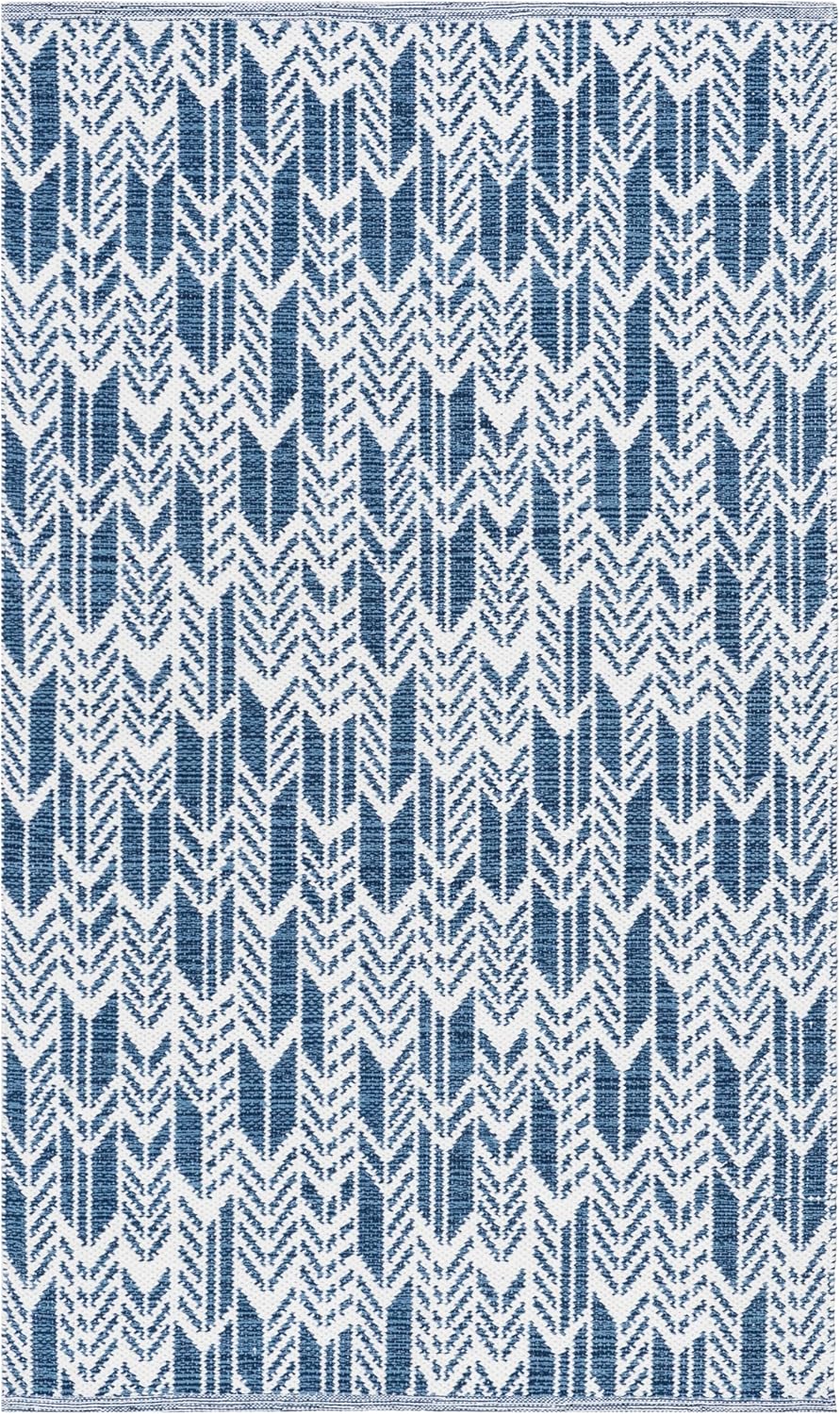 SAFAVIEH Montauk Collection Accent Rug - 3' x 5', Navy & Ivory, Handmade Cotton, Ideal for High Traffic Areas in Entryway, Living Room, Bedroom (MTK609C)