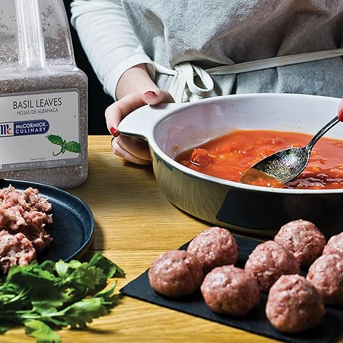 Miniatura 3 de McCormick Culinary Hojas de albahaca secas, 22 onzas, un recipiente de 22 onzas de condimento de albahaca seca a granel, combina bien con pasta,