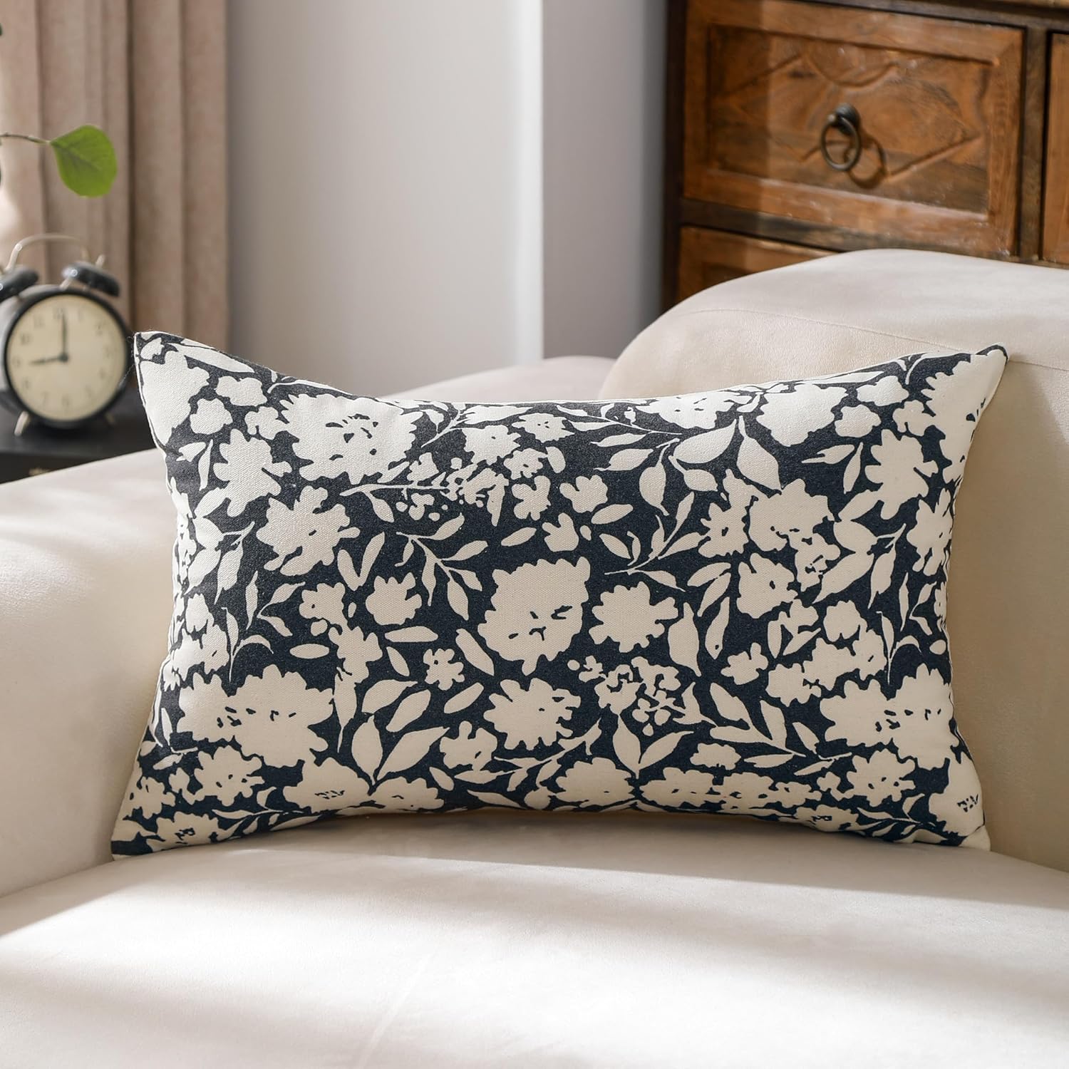 VAKADO Block Print Farmhouse Throw Pillow Covers 20x20 Set of 1 Vintage Outdoor Decorative Floral Cute Flower Soft Home Decor for Bedroom Sofa Chair Porch, Blue